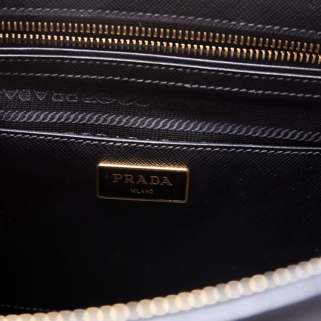 Saffiano Galleria Large Black
