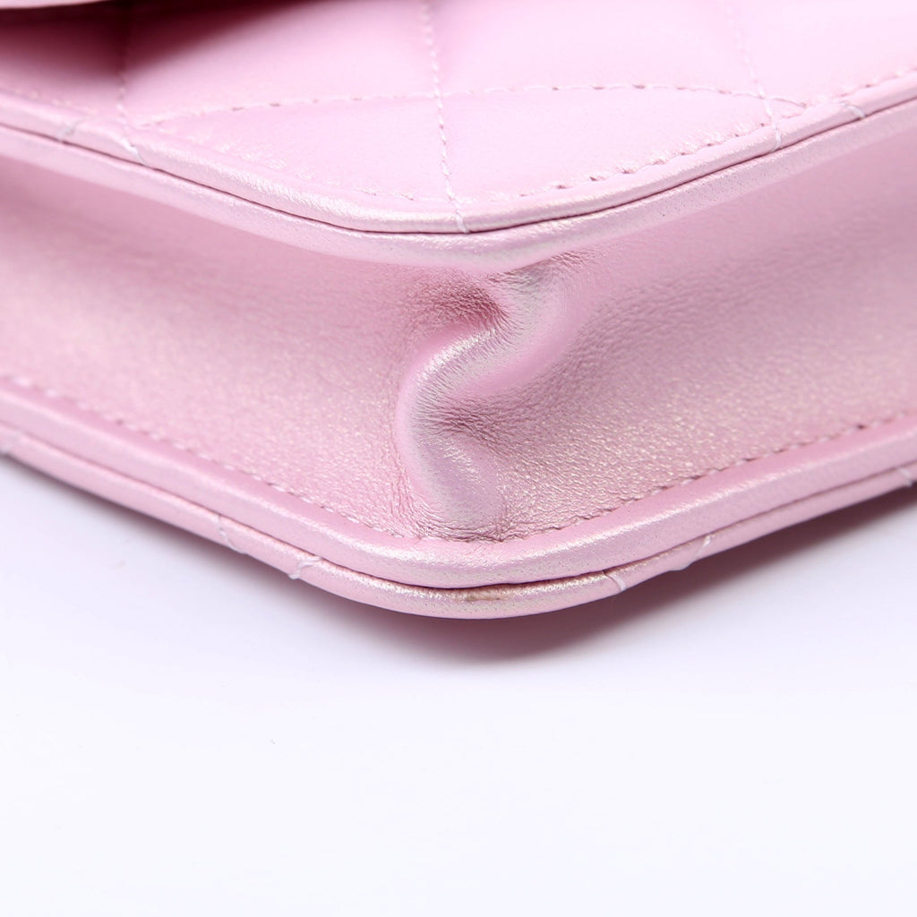 Clutch With Chain Pearly Lambskin Pink