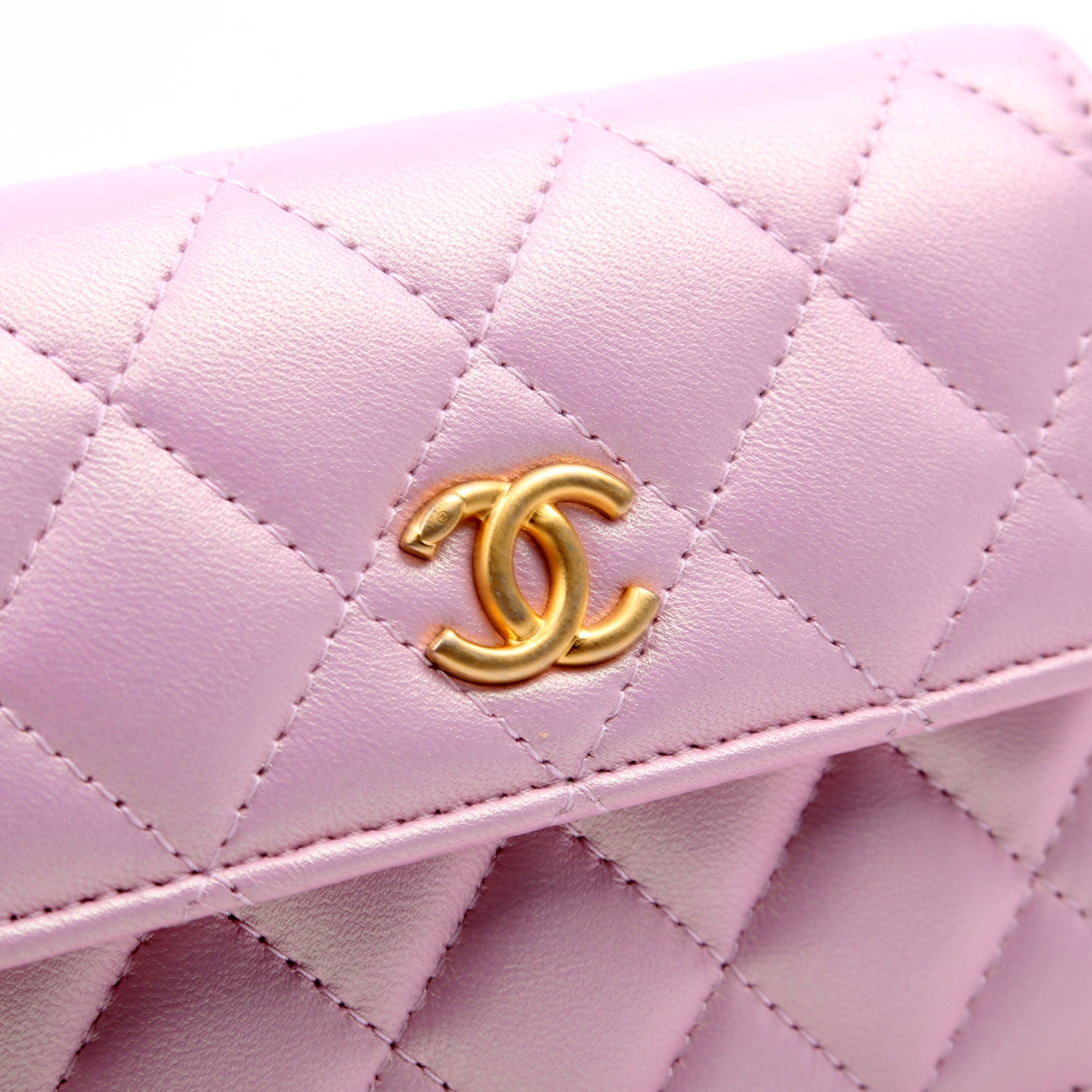 Clutch With Chain Pearly Lambskin Pink