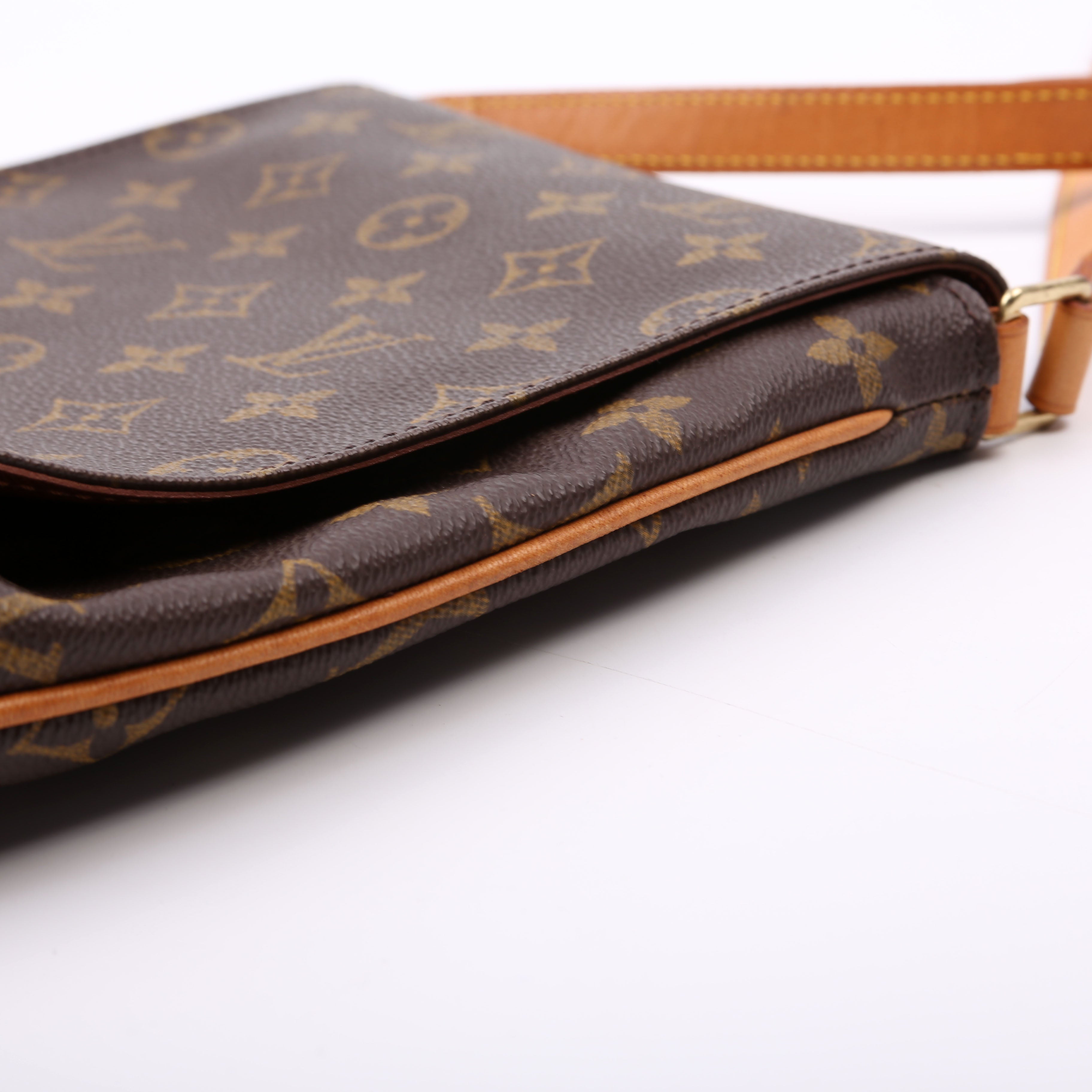 Musette Salsa Long Monogram