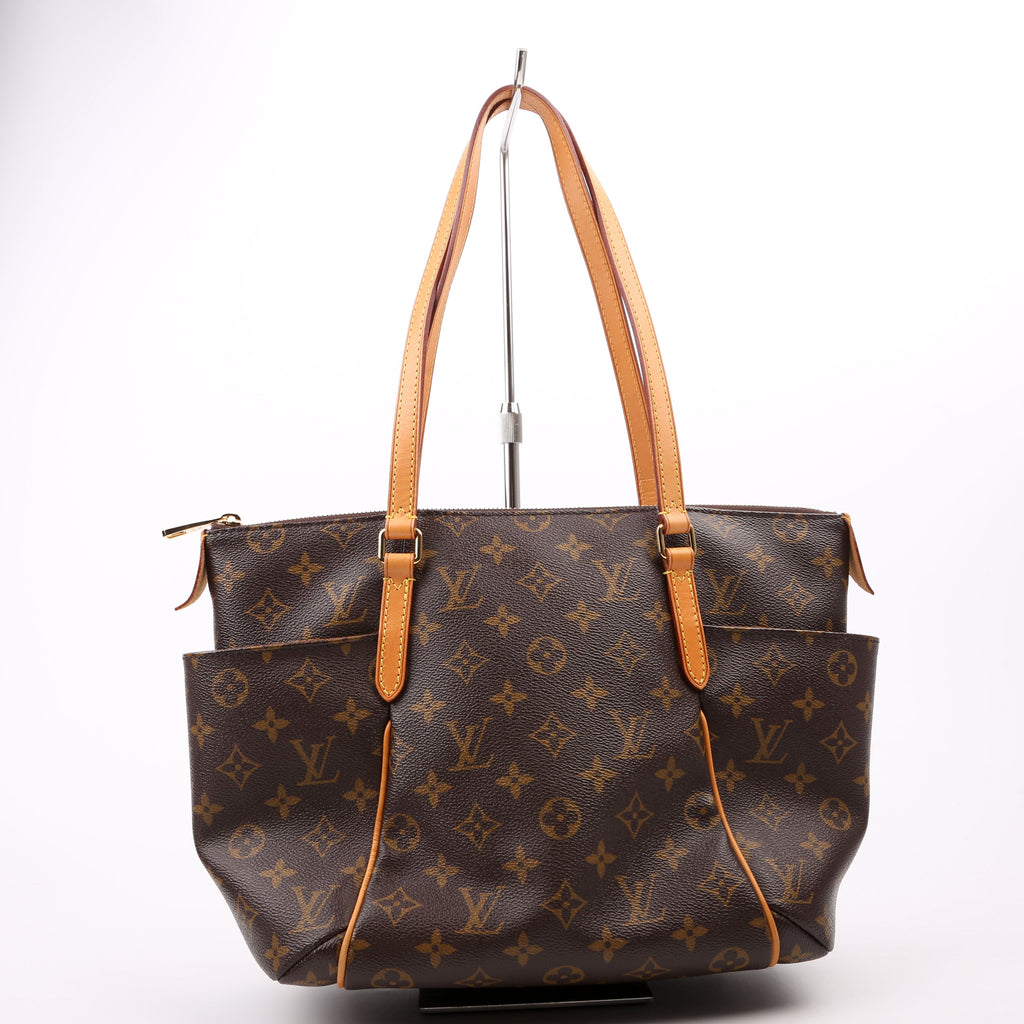 Totally PM Monogram