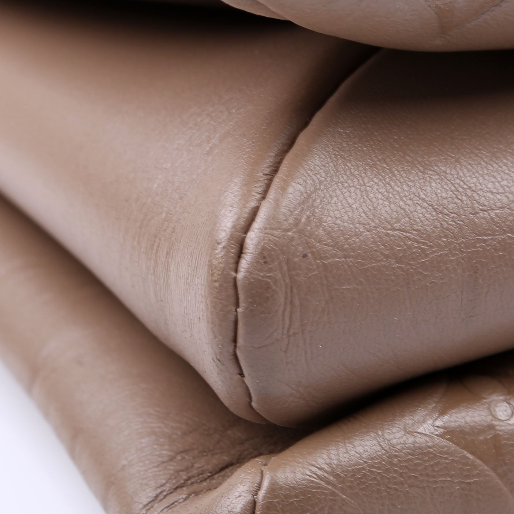 Coussin MM Lambskin Taupe
