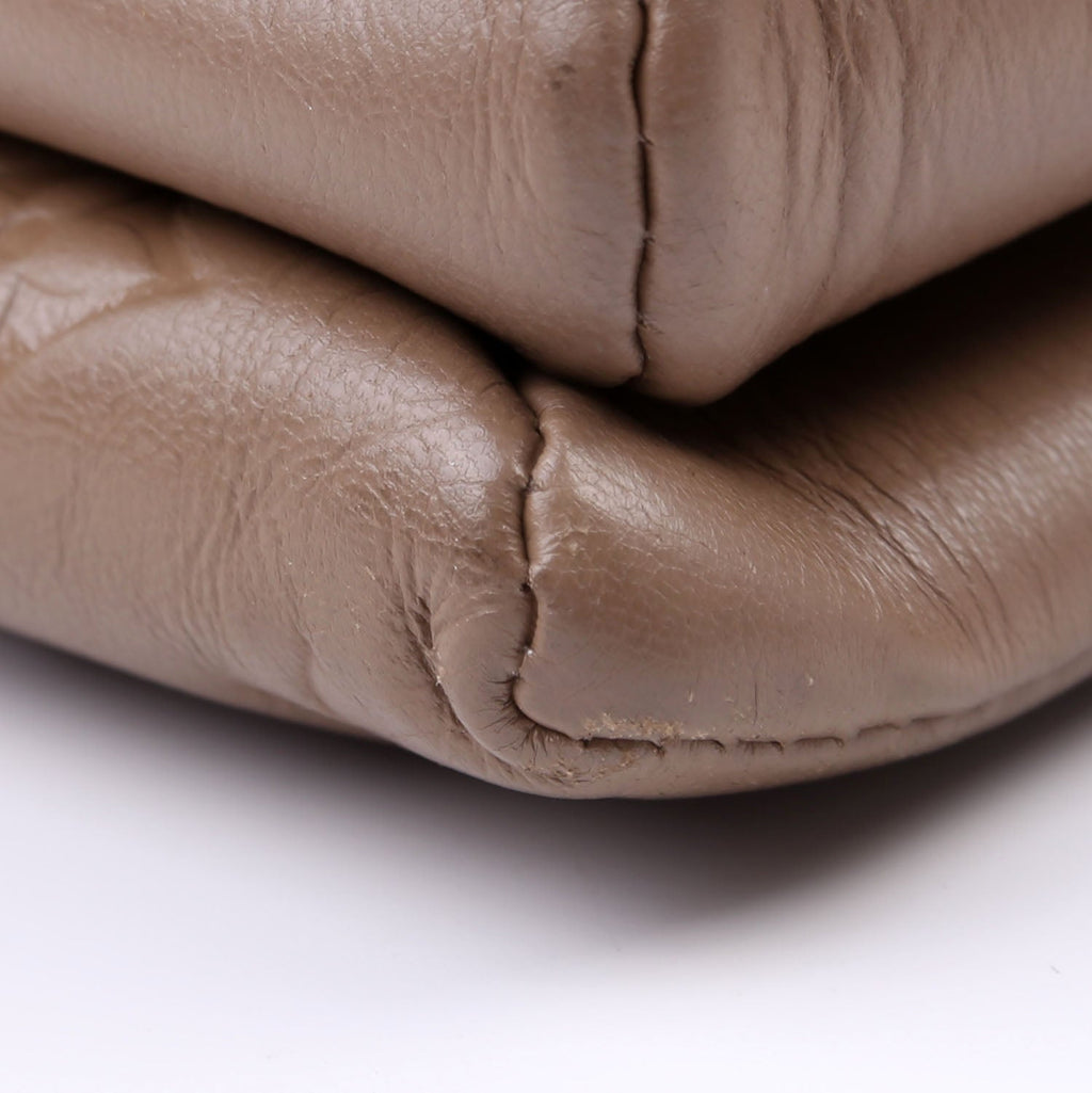 Coussin MM Lambskin Taupe