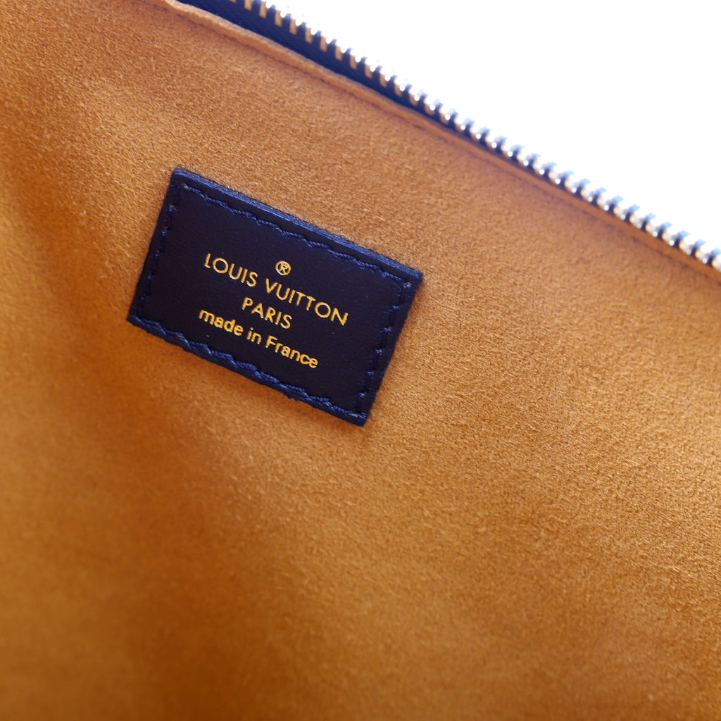 Coussin MM NV Lambskin Black