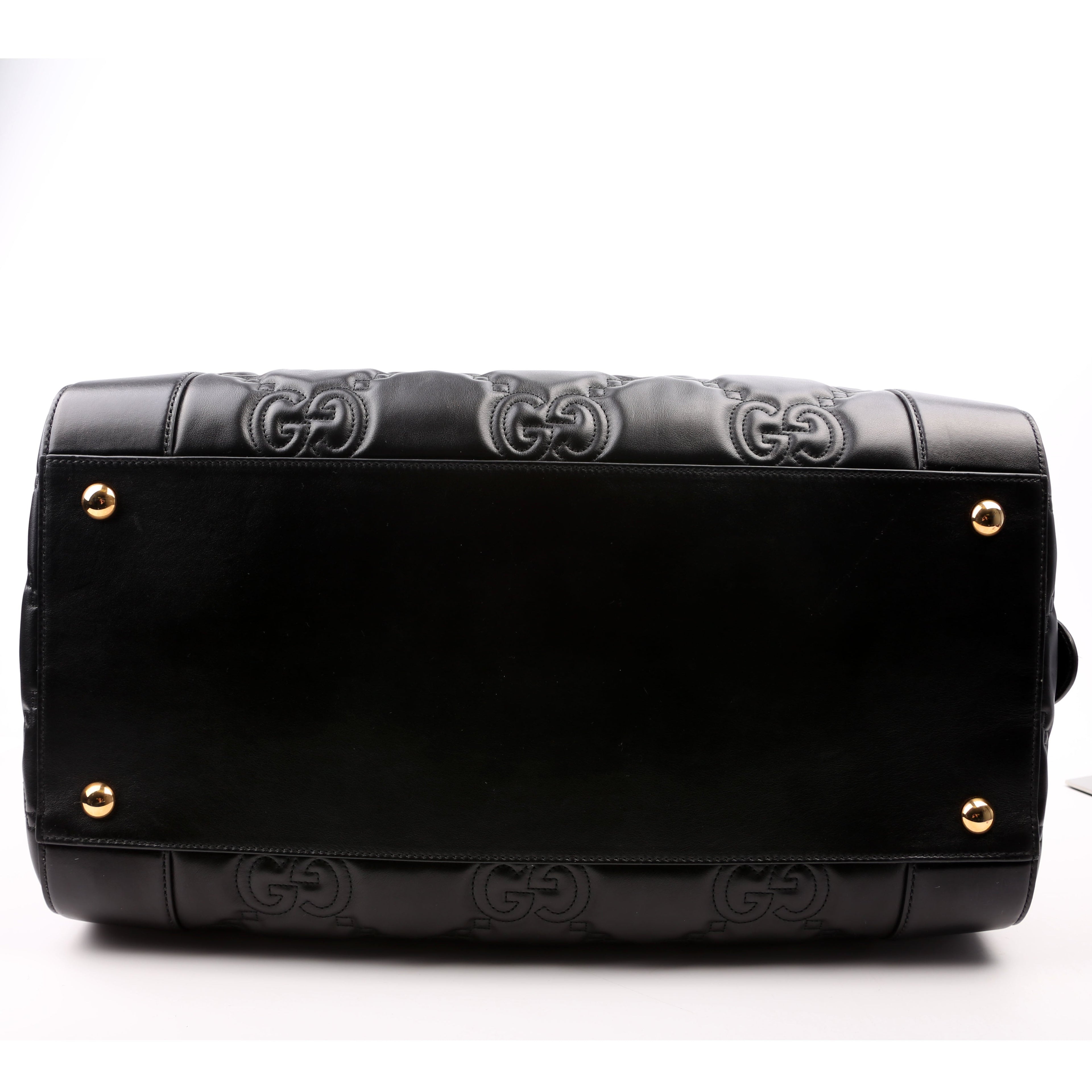 700762 GG Matelasse Medium Shuffle Black