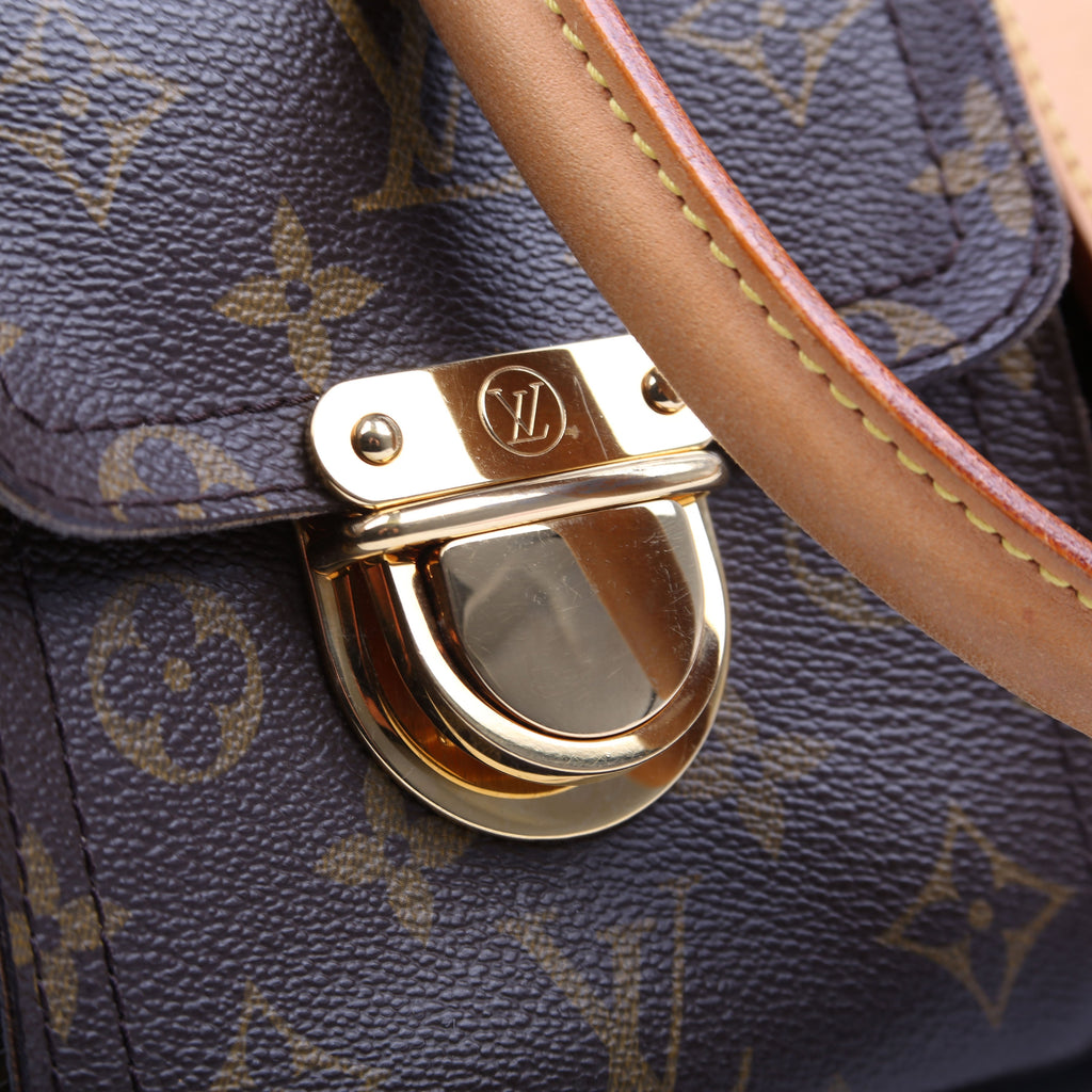 Manhattan GM Monogram