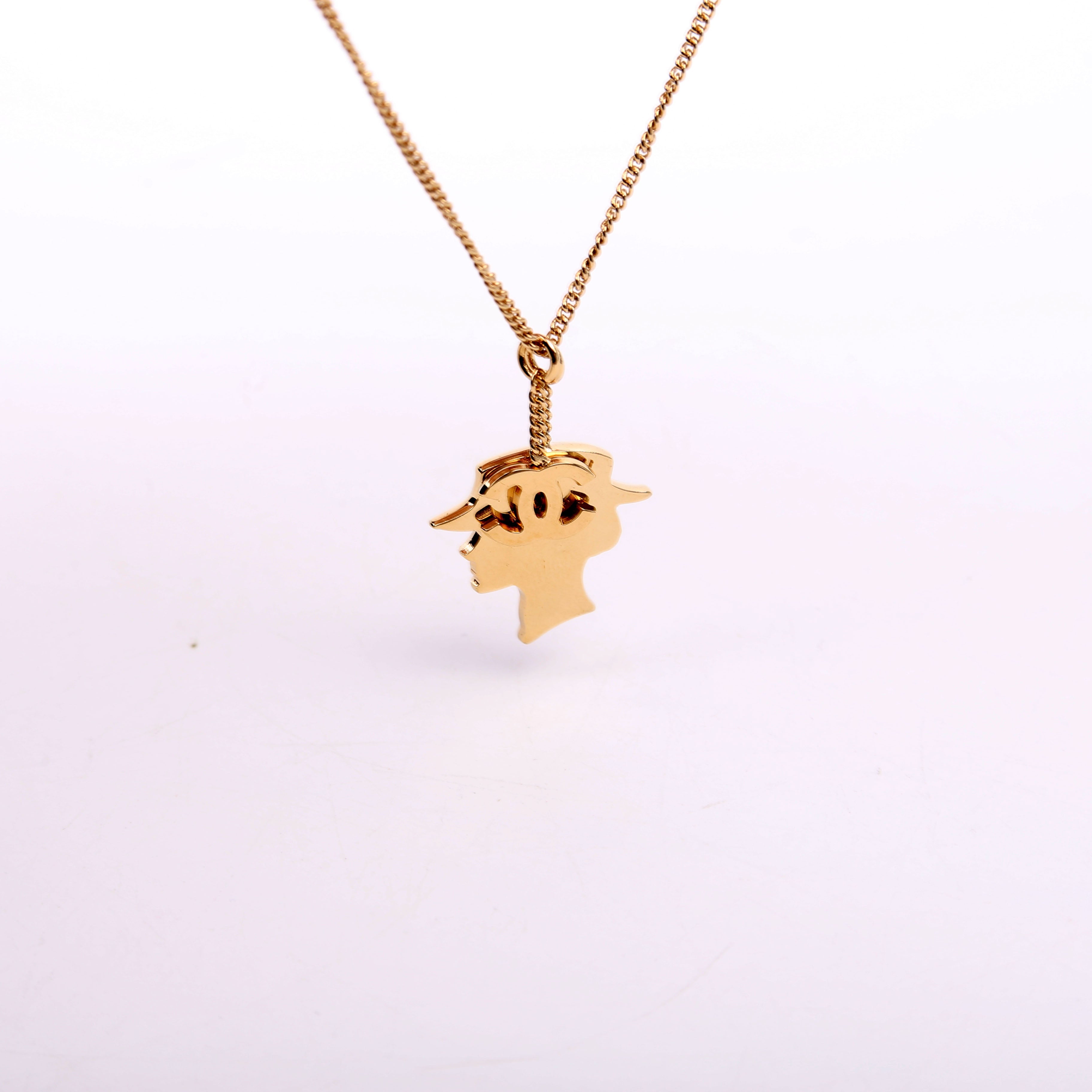 Coco Mademoiselle Pendant Necklace Gold