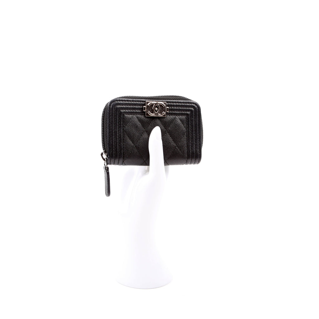 Boy Zip Around Coin Purse Quilted Caviar 23M Black
