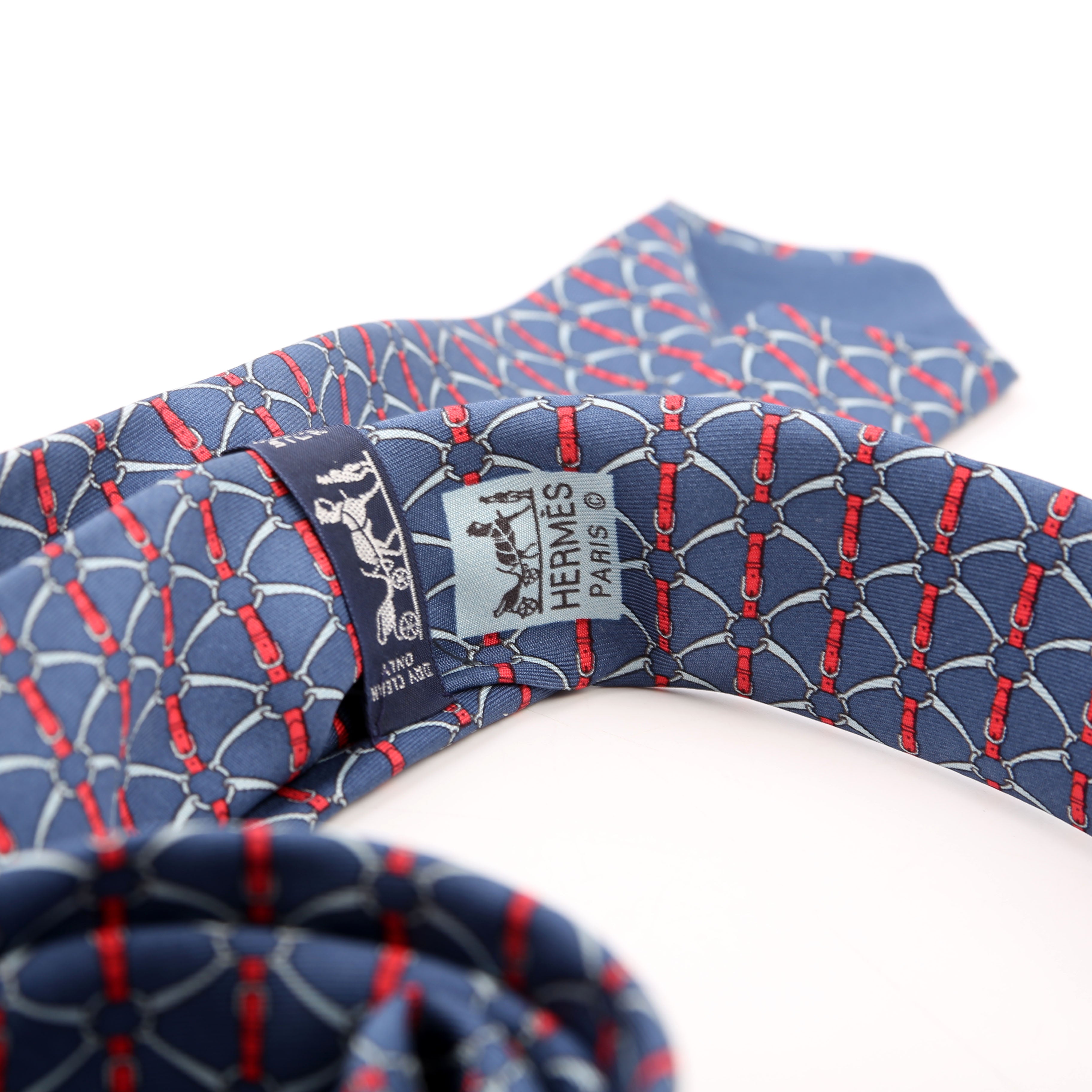 Stirrup/Horsebit Pattern Silk Tie Navy
