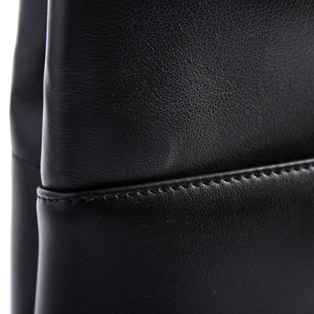 80974161 Snip Tote Calfskin/Lambskin Black