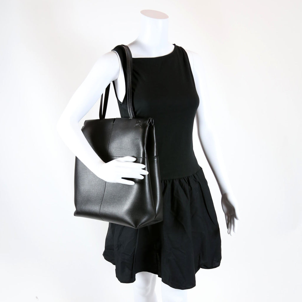 80974161 Snip Tote Calfskin/Lambskin Black