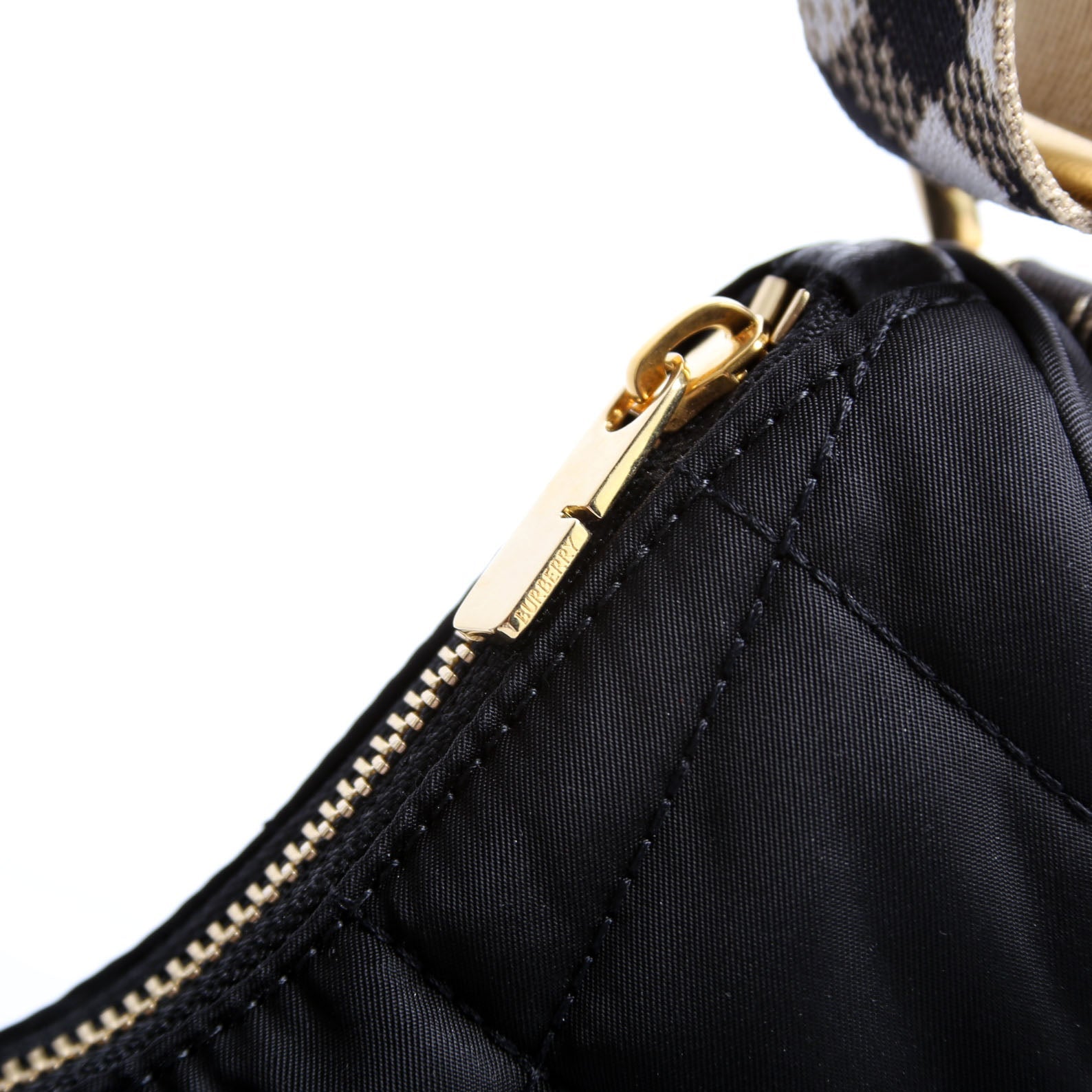 Horseshoe Nylon Crossbody Black