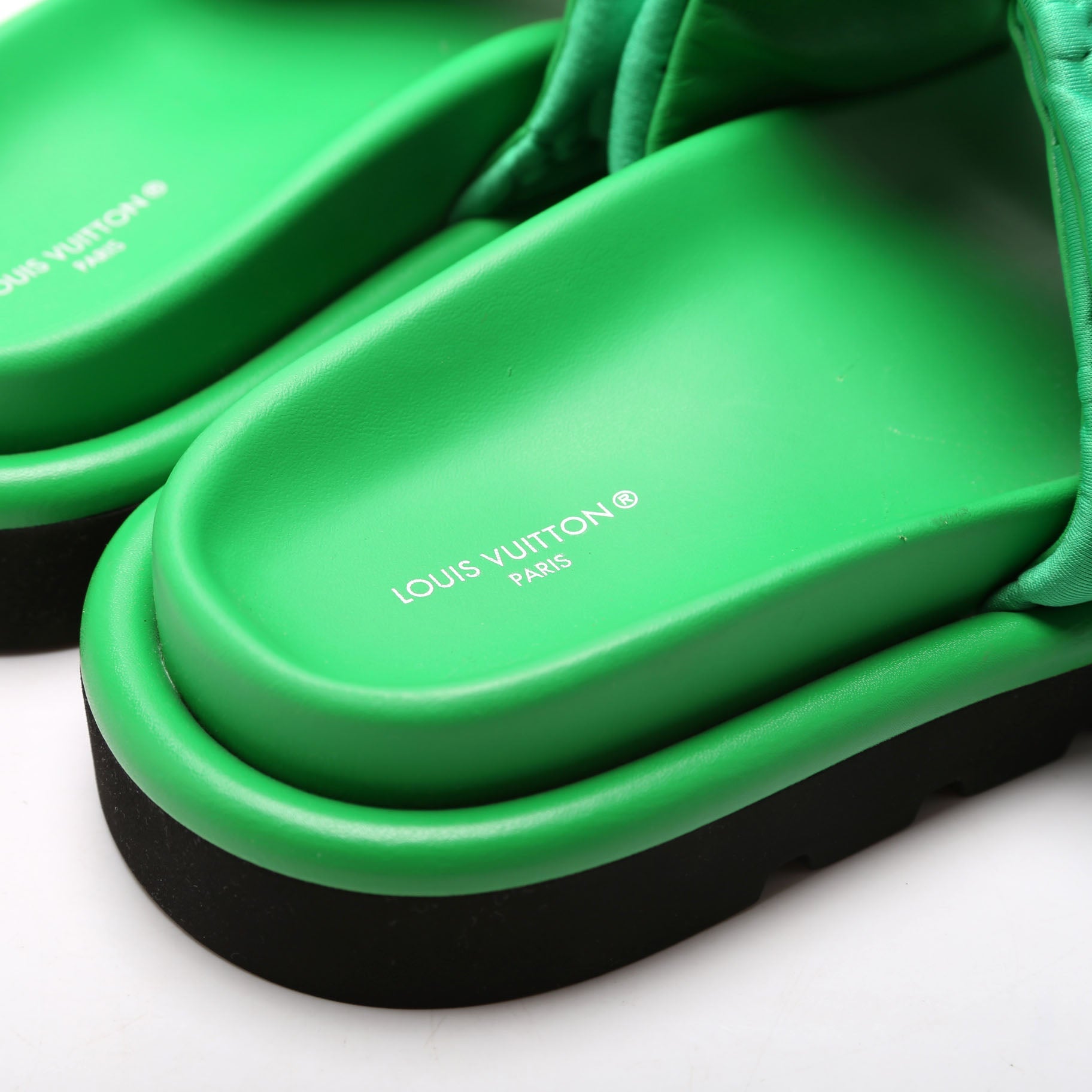 Tech Fabric Pool Pillow Comfort Mules Size 36 Green