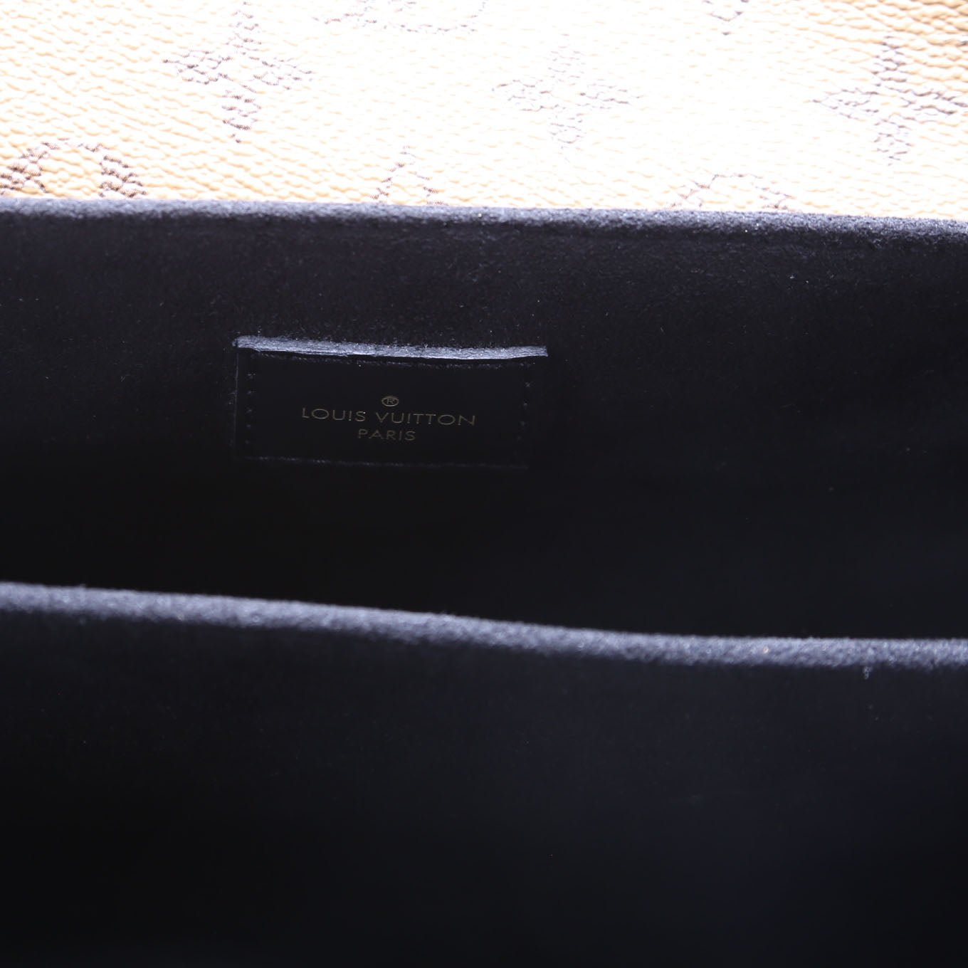 Pochette Metis Reverse Monogram