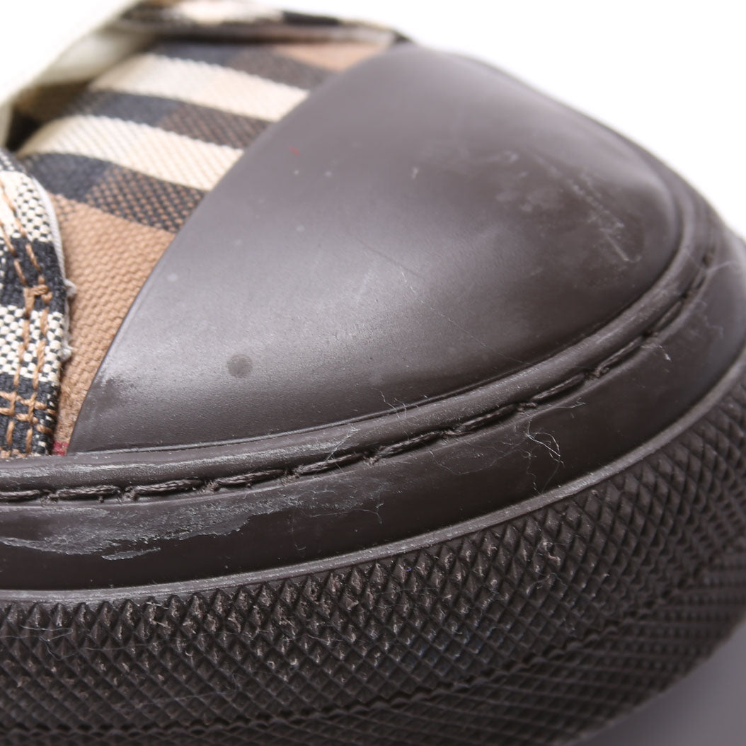 Check Low Top Sneakers 44.5