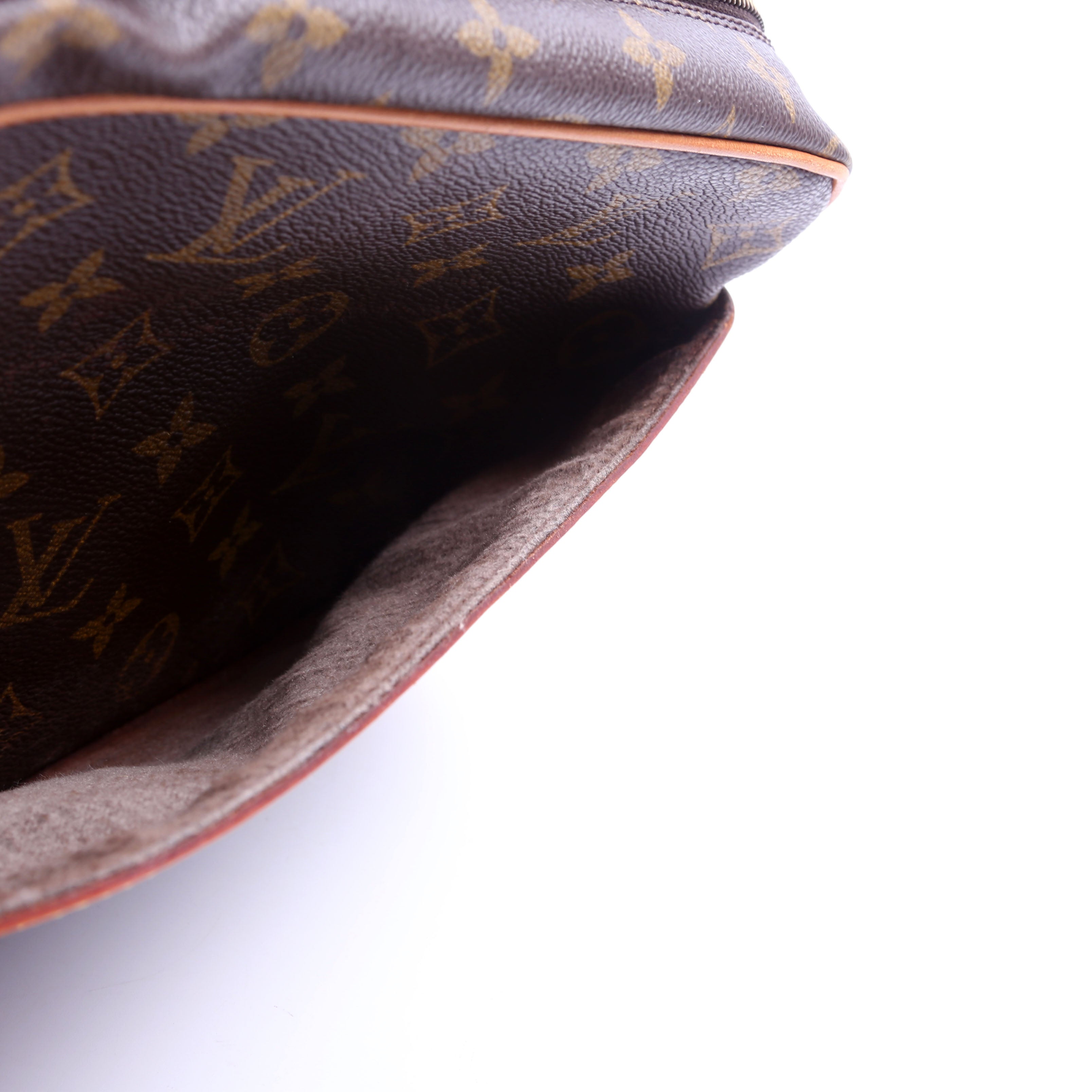 Compiegne 28 Monogram
