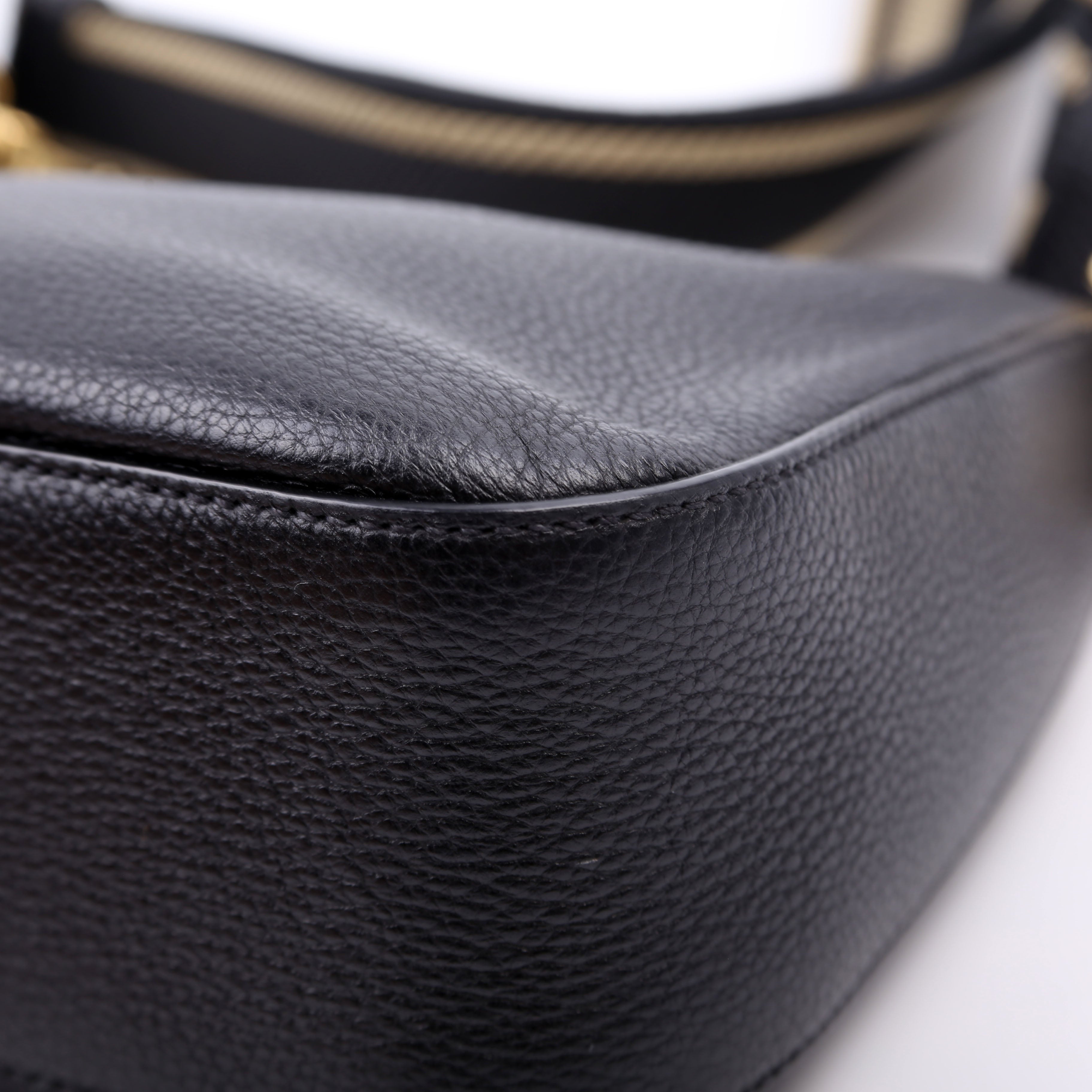 1BH193 Vitello Daino Soft Leather Crossbody Black