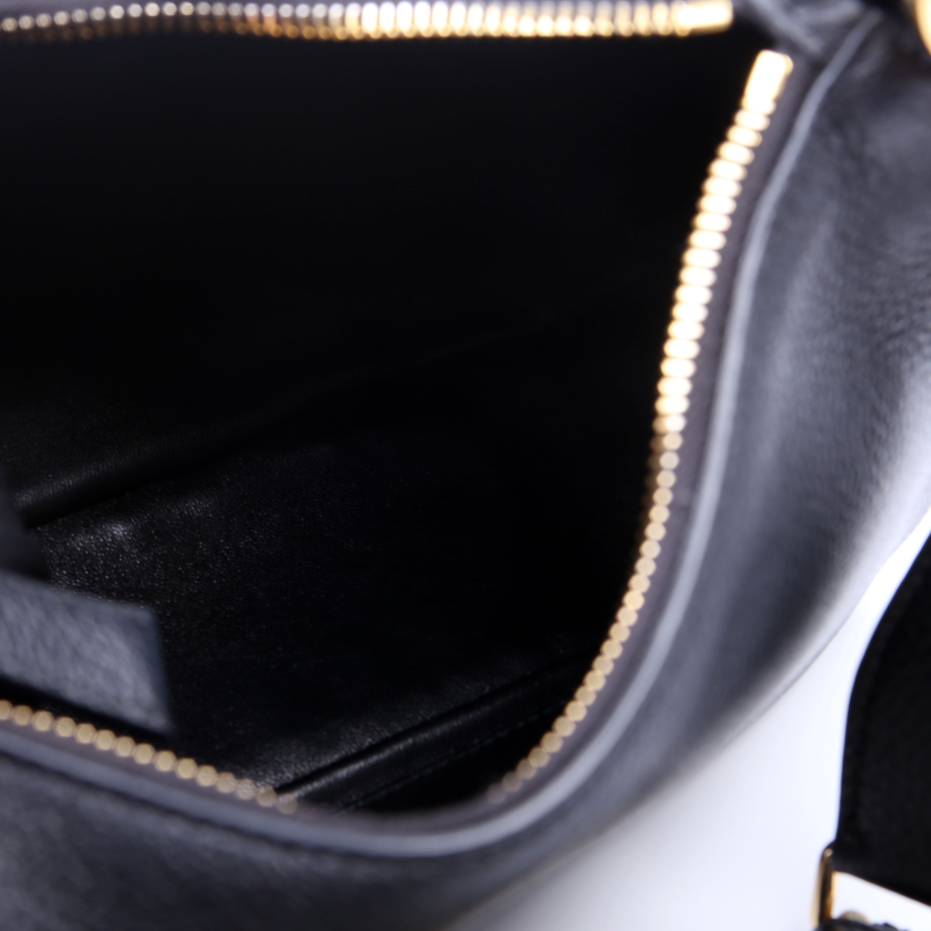 1BH193 Vitello Daino Soft Leather Crossbody Black