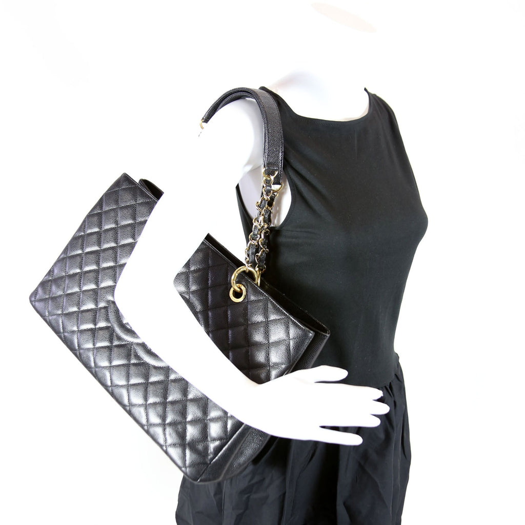 Grand Shopping Tote Extra Large Caviar Black
