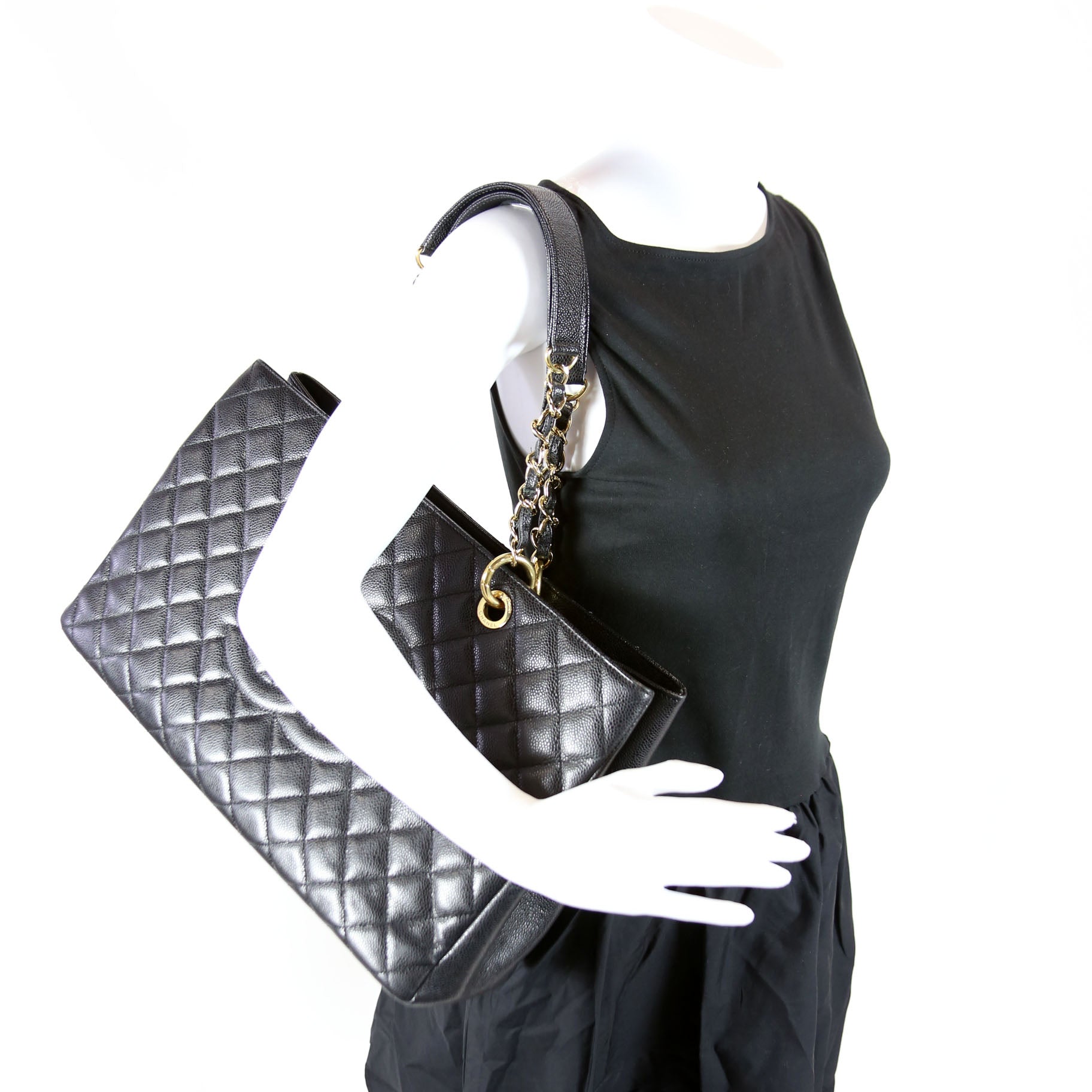Grand Shopping Tote Extra Large Caviar Black