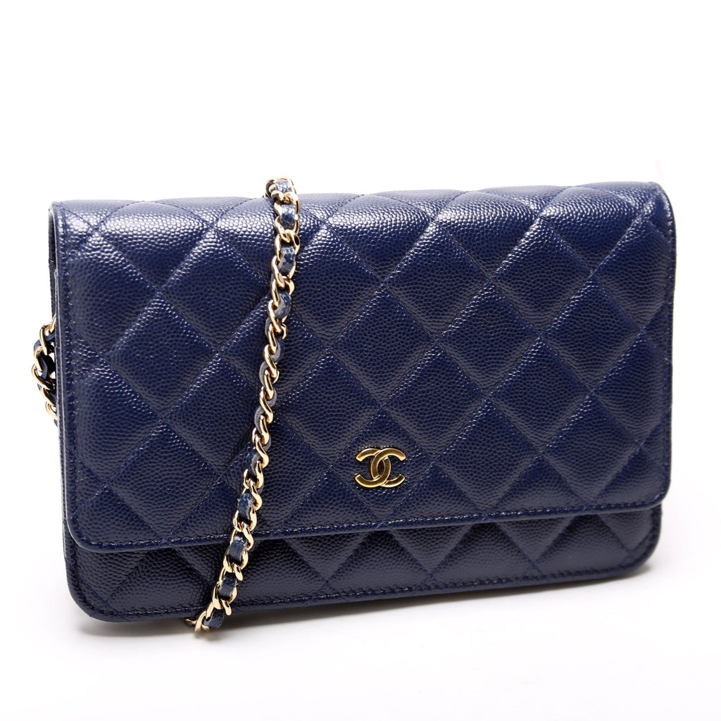 Wallet On Chain Quilted Caviar Blue