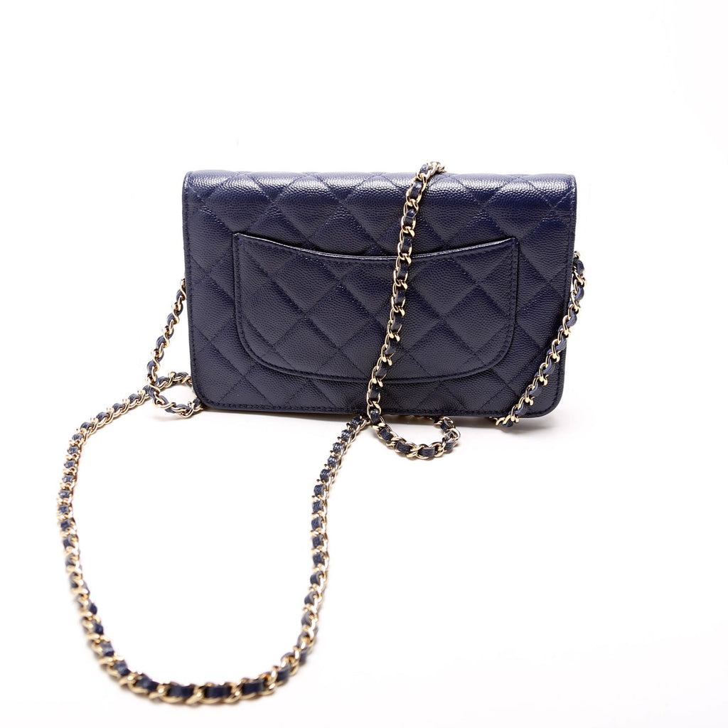 Wallet On Chain Quilted Caviar Blue