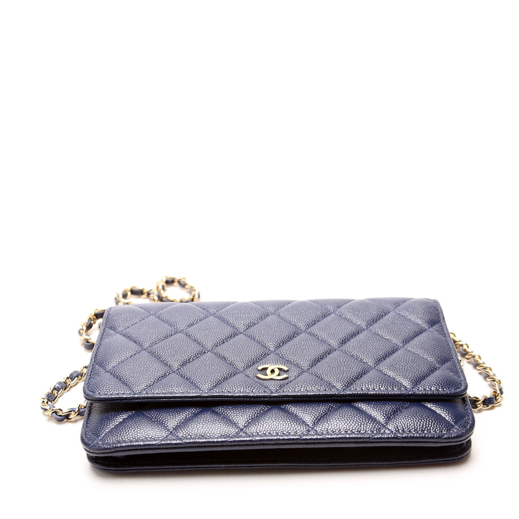 Wallet On Chain Quilted Caviar Blue
