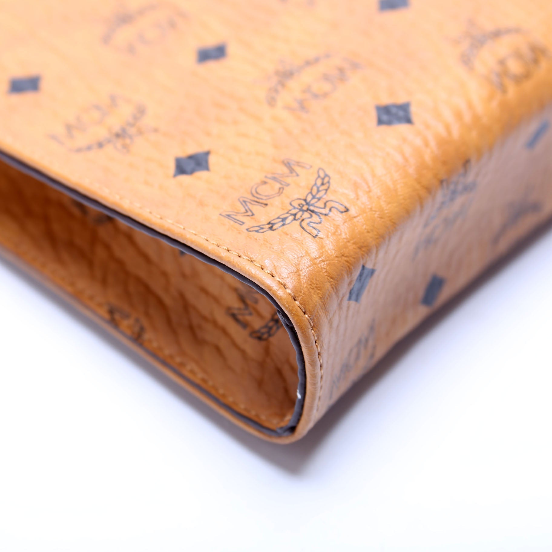 Visetos Large Zip Pouch Cognac