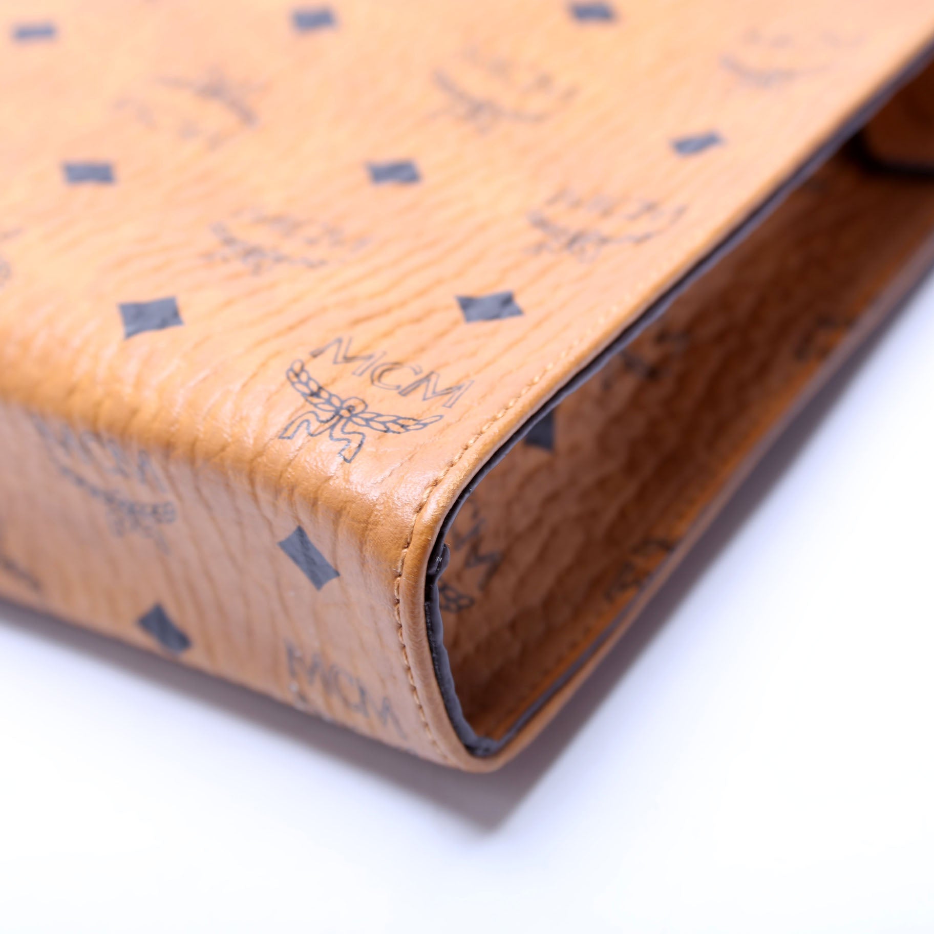 Visetos Large Zip Pouch Cognac