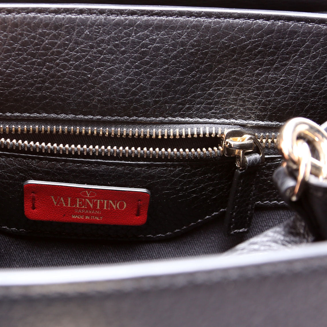Rockstud Single Handle Bag Black