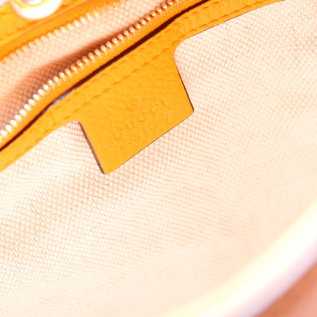 308982 Soho Leather Shoulder Medium Tangerine