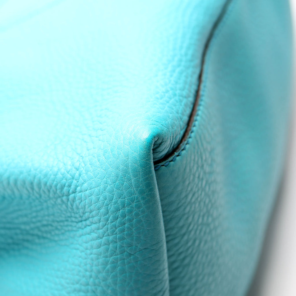308982 Soho Leather Shoulder Medium Teal