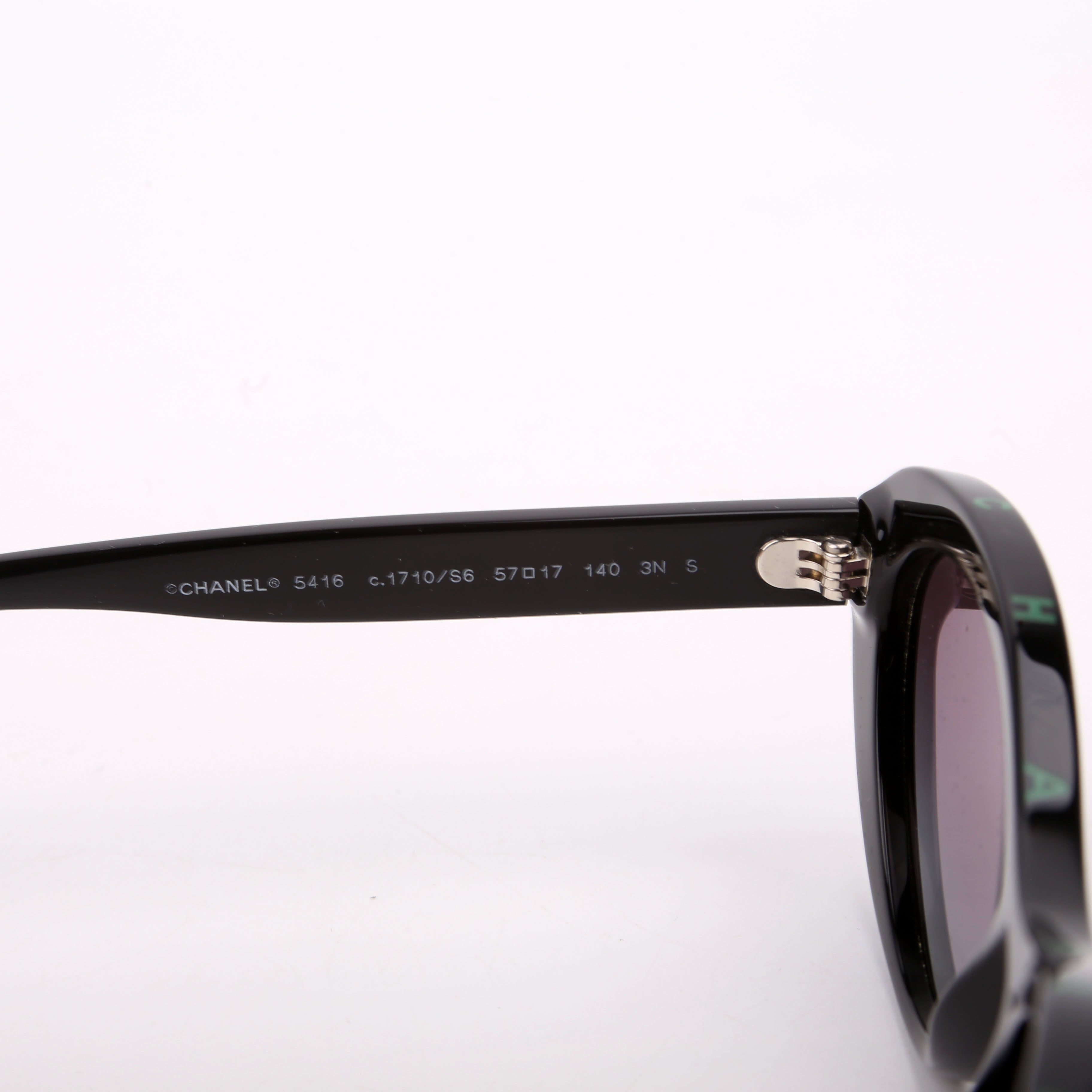 5416 Oval Acetate Polarized Sunglasses Black