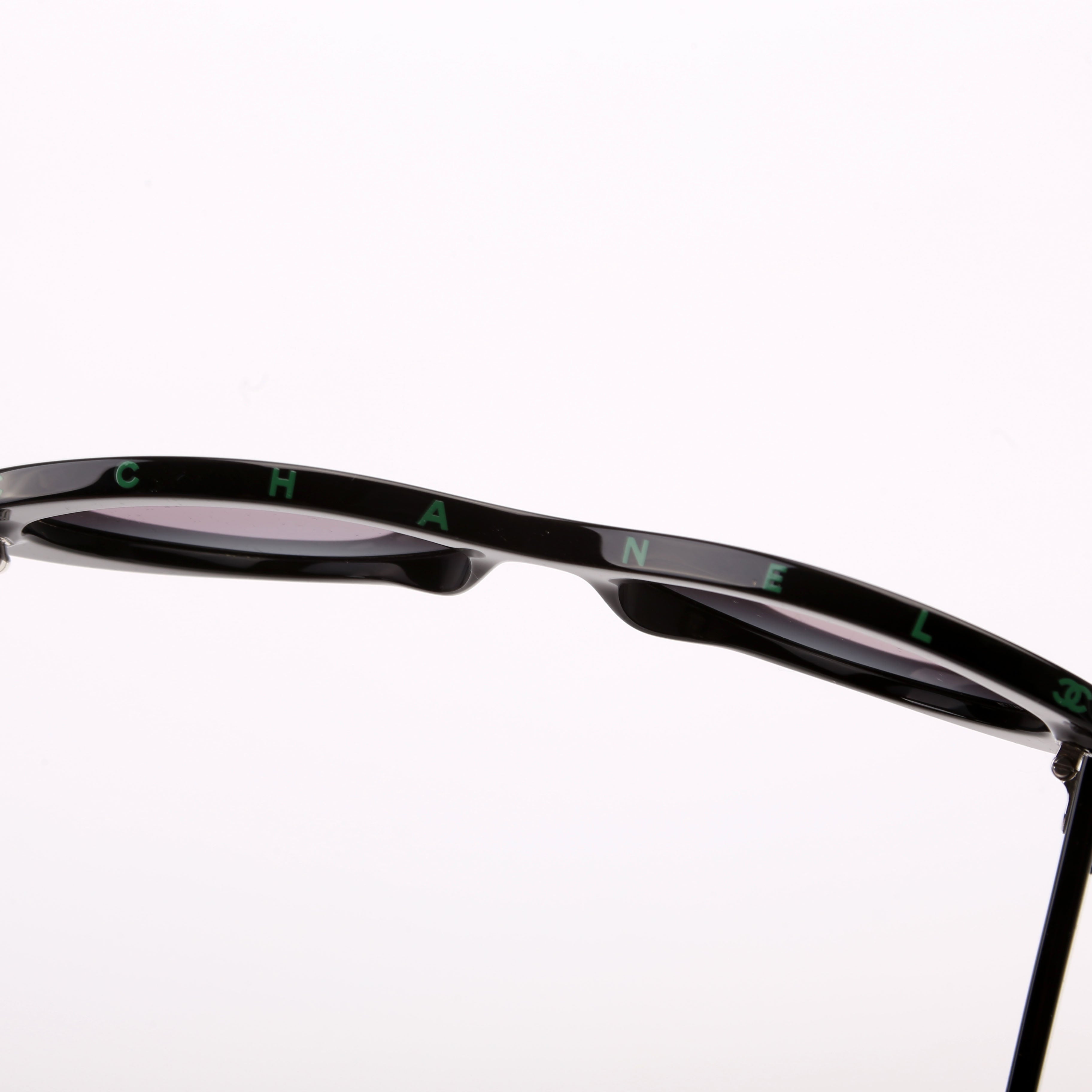 5416 Oval Acetate Polarized Sunglasses Black