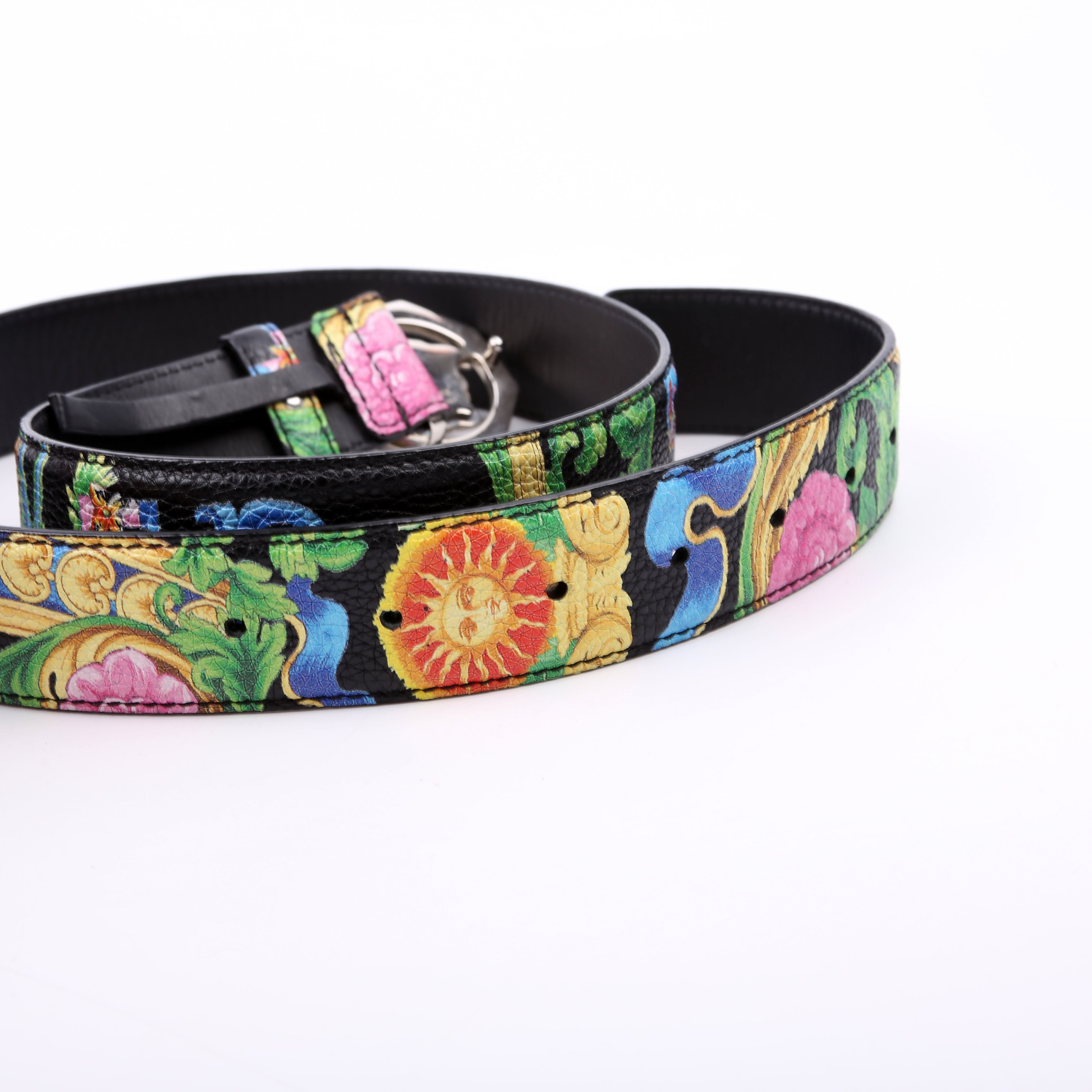 Medusa Buckle Print Belt Size 85/34 Multicolor