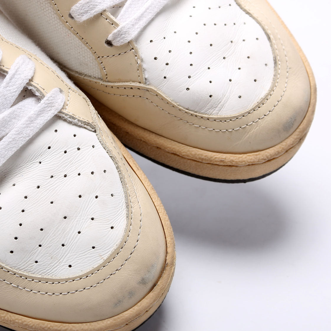Ballstar Sneakers Size 40 White/Beige
