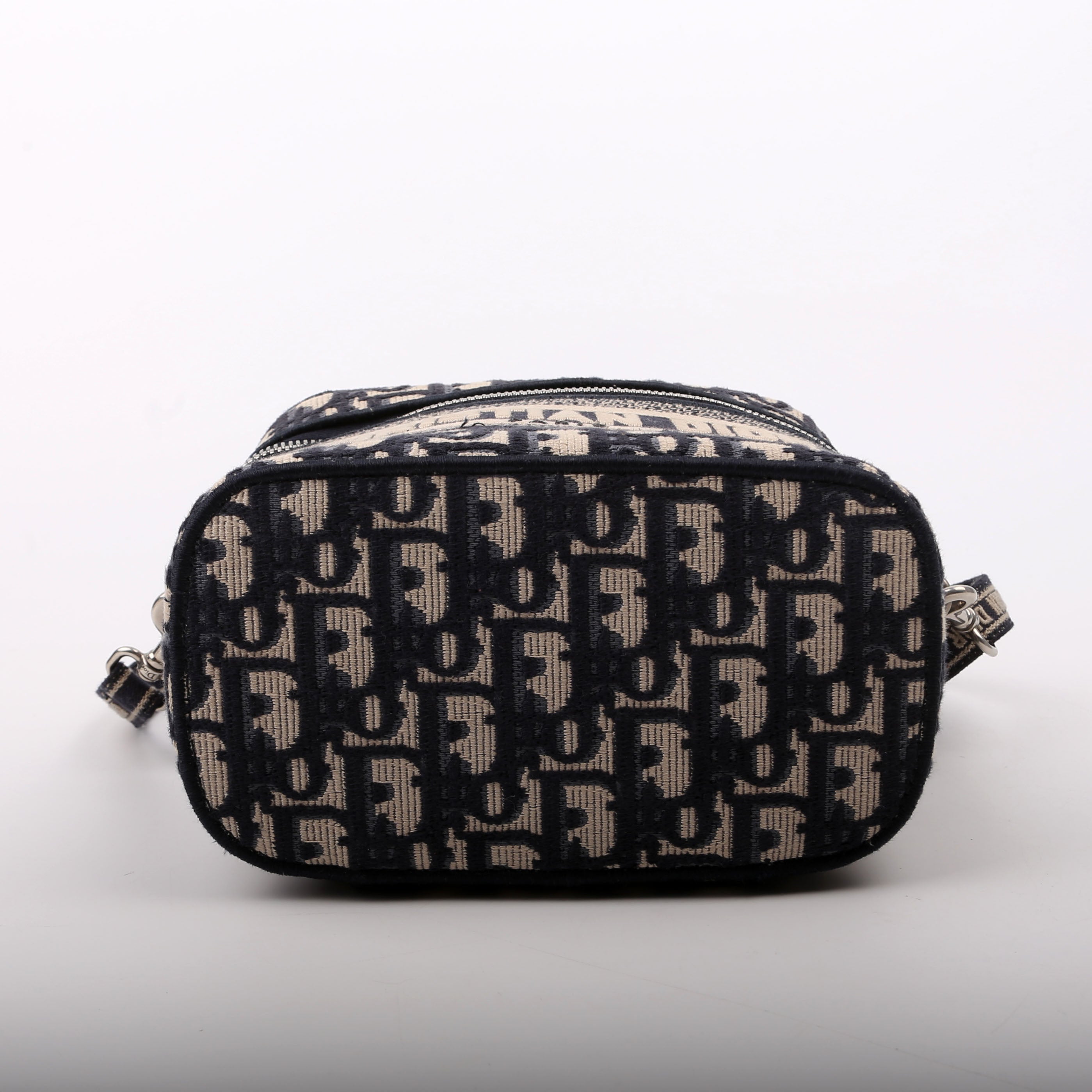 Travel Small Vanity Case Oblique With Strap