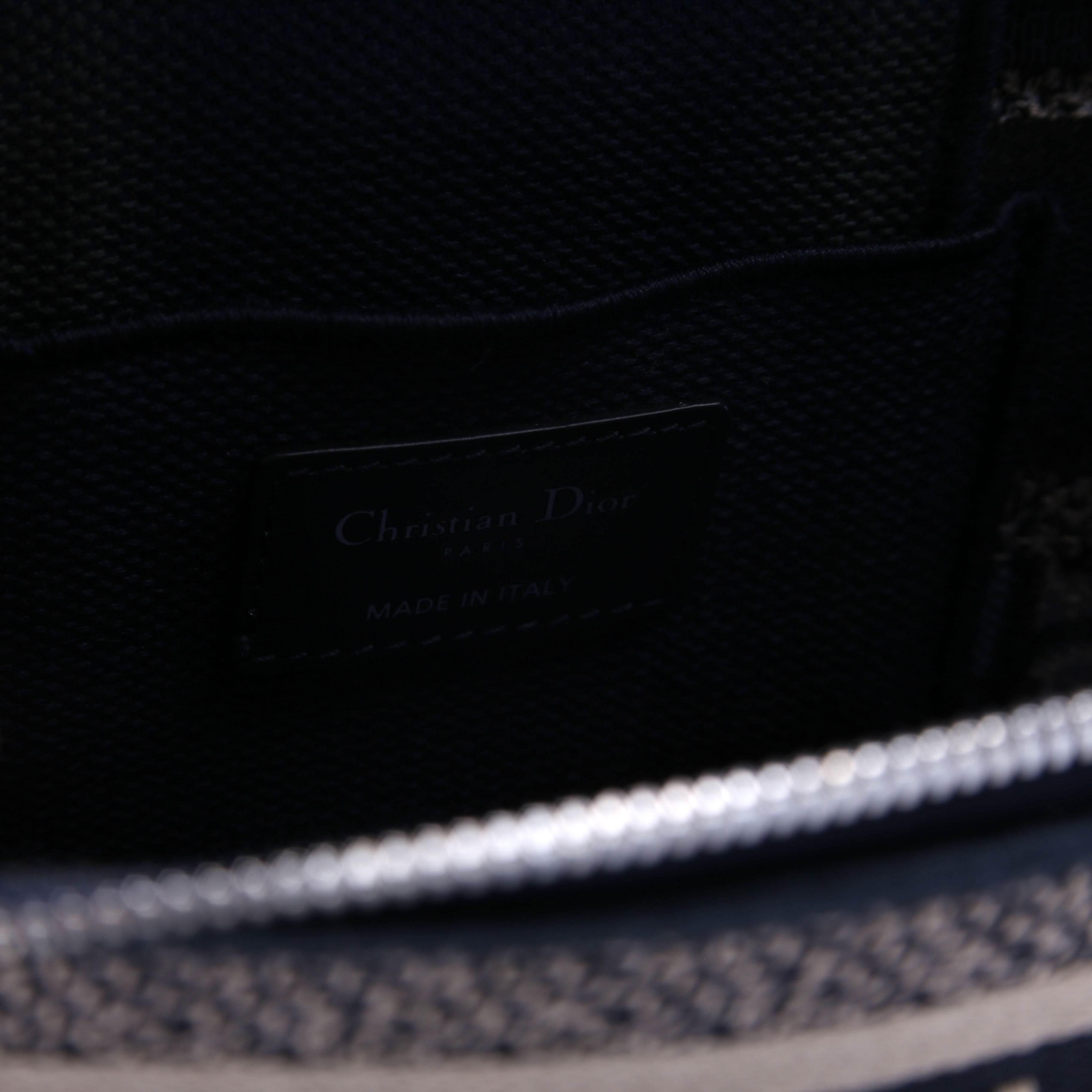 Travel Small Vanity Case Oblique With Strap