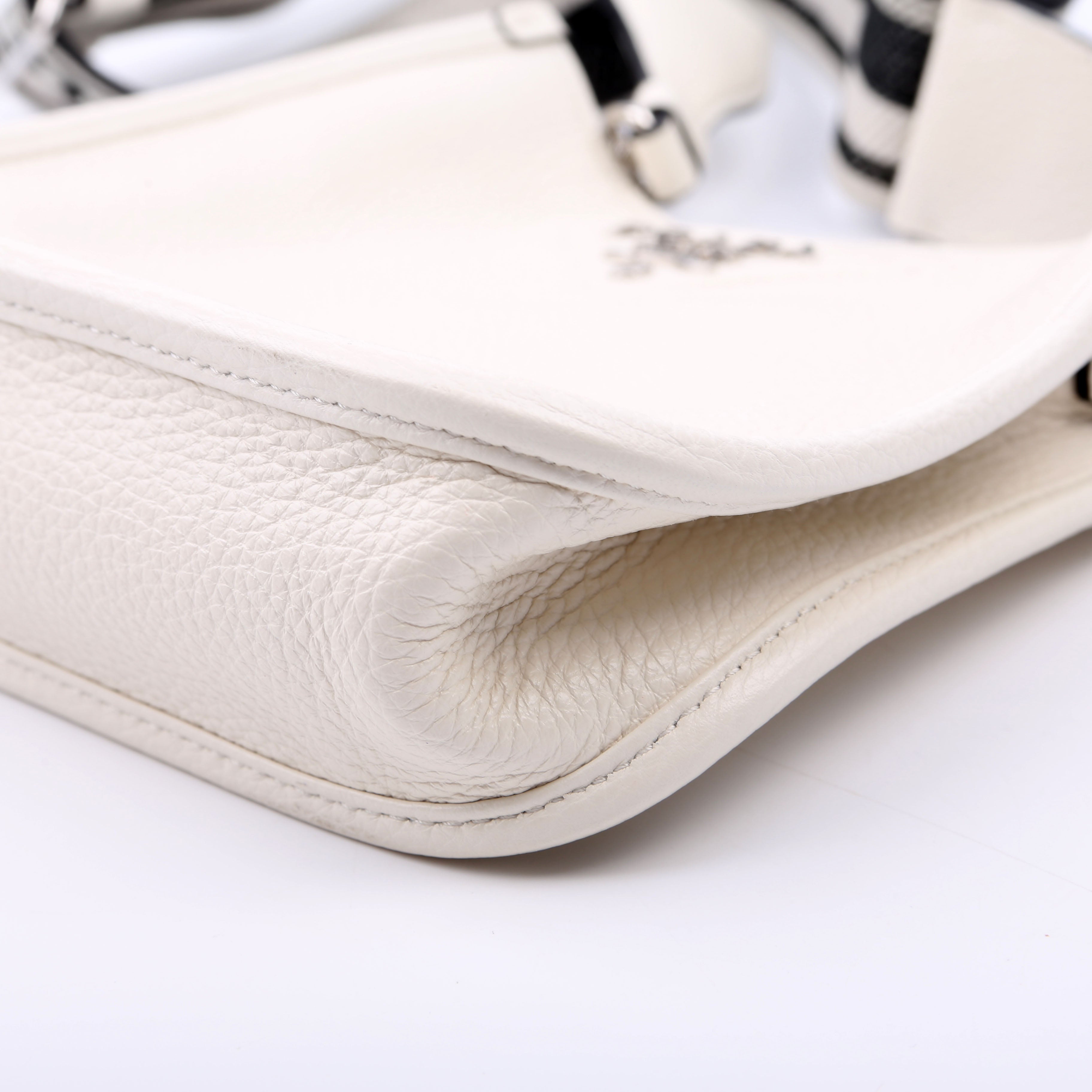 1BH191 Leather Mini Shoulder Bag White