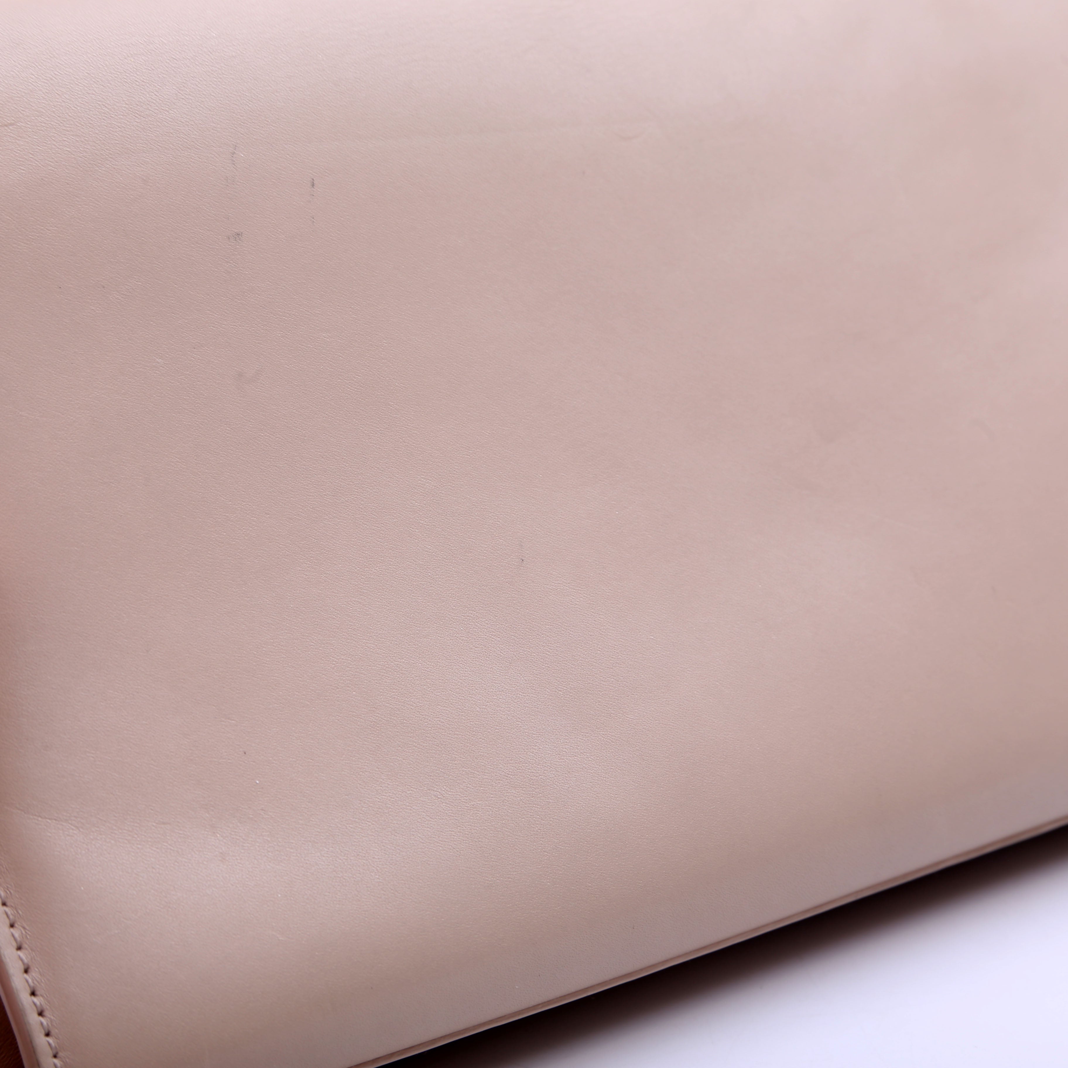 Cassandre Clutch Beige