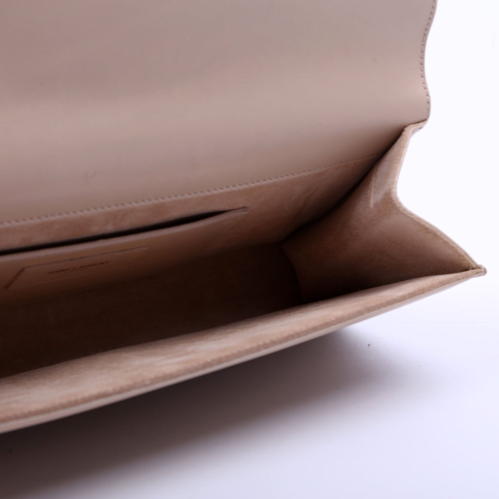 Cassandre Clutch Beige