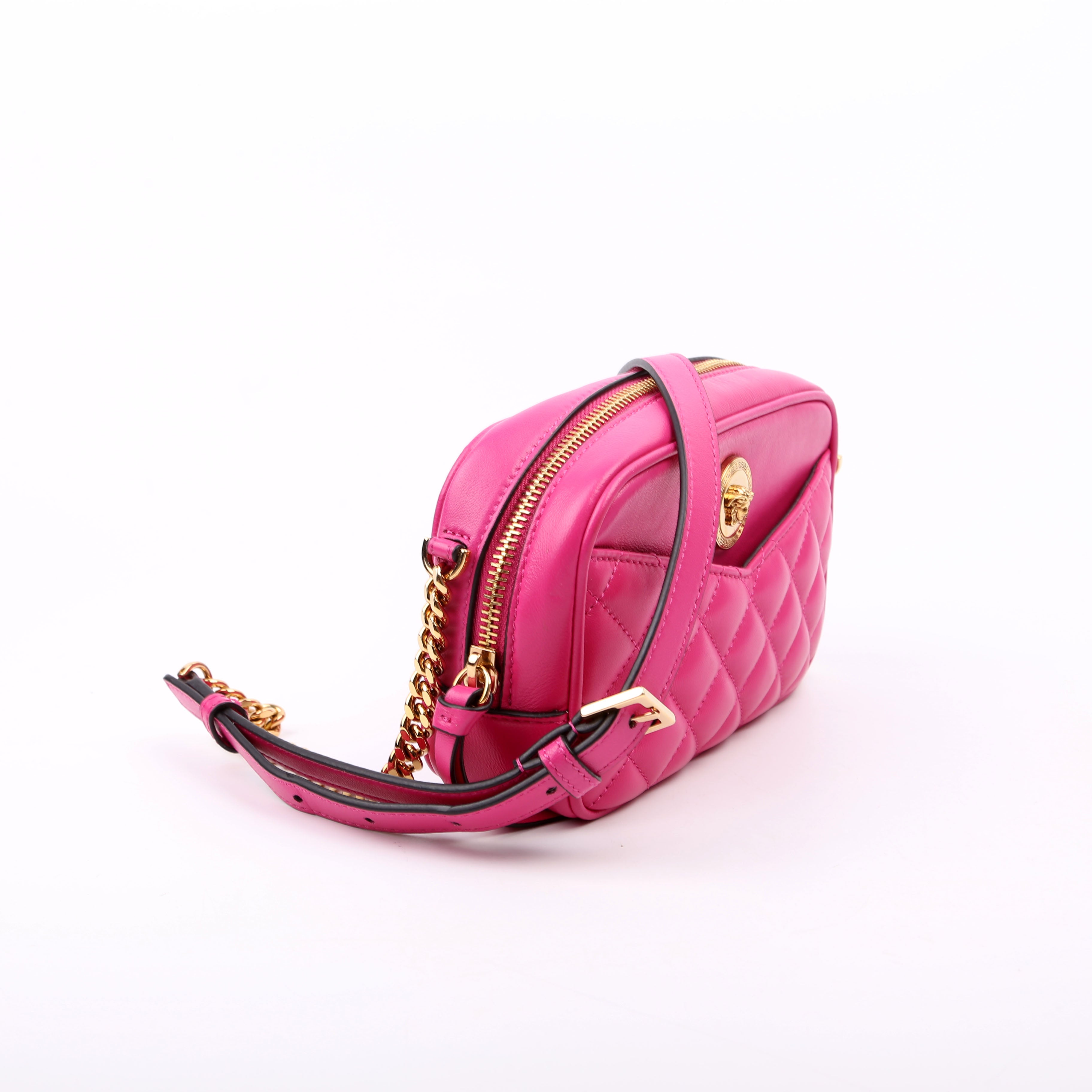 La Medusa Quilted Leather Small Camera Bag Pink