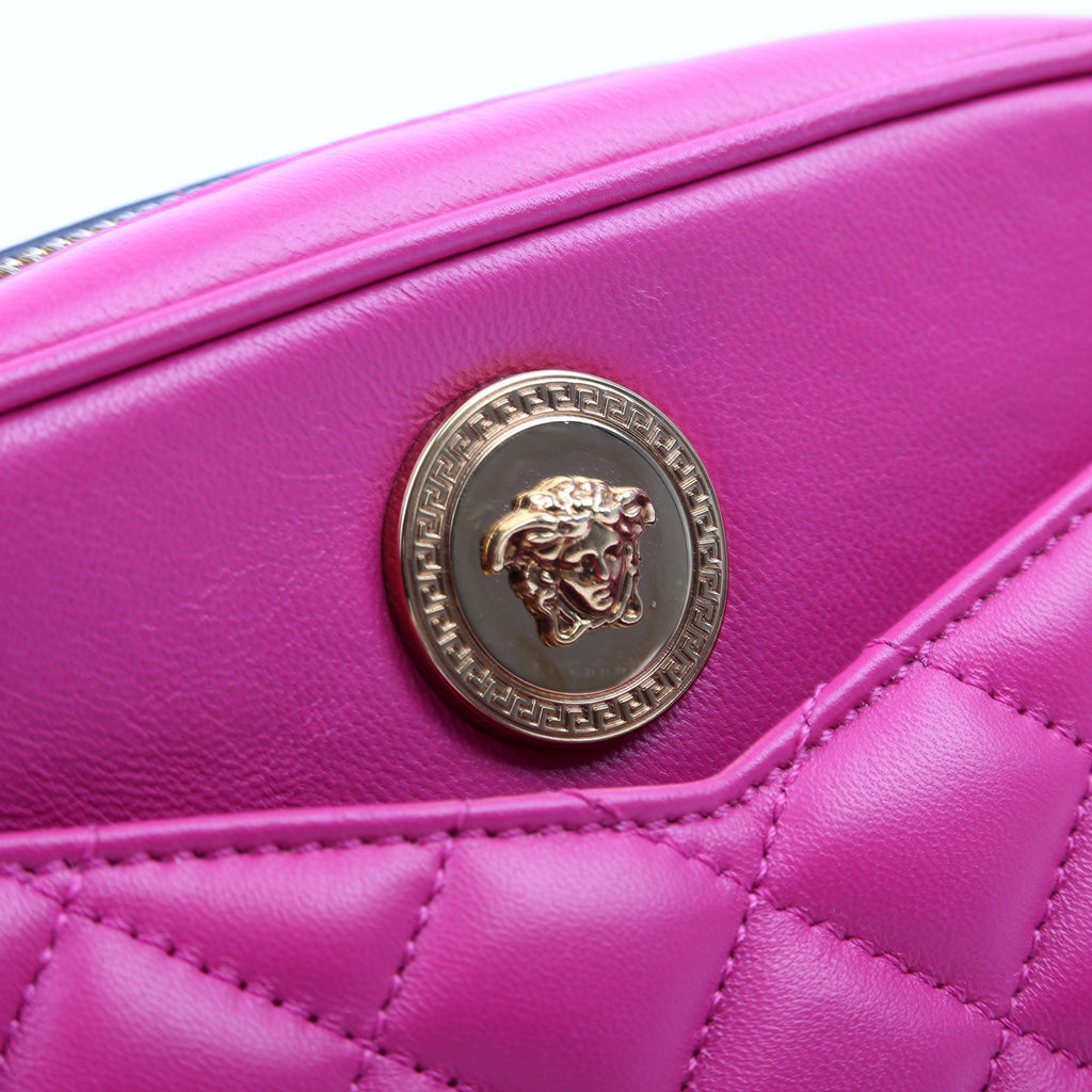 La Medusa Quilted Leather Small Camera Bag Pink