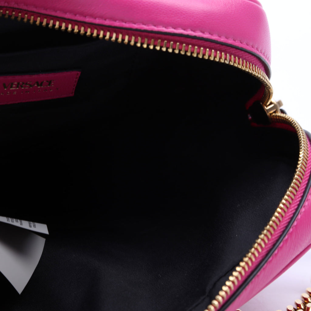 La Medusa Quilted Leather Small Camera Bag Pink