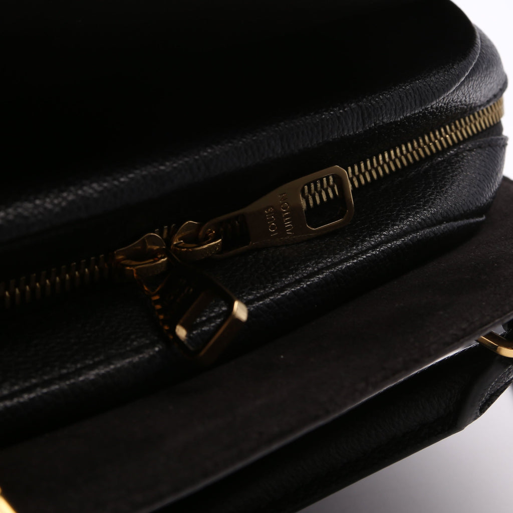 Alma BNB Monogram Black