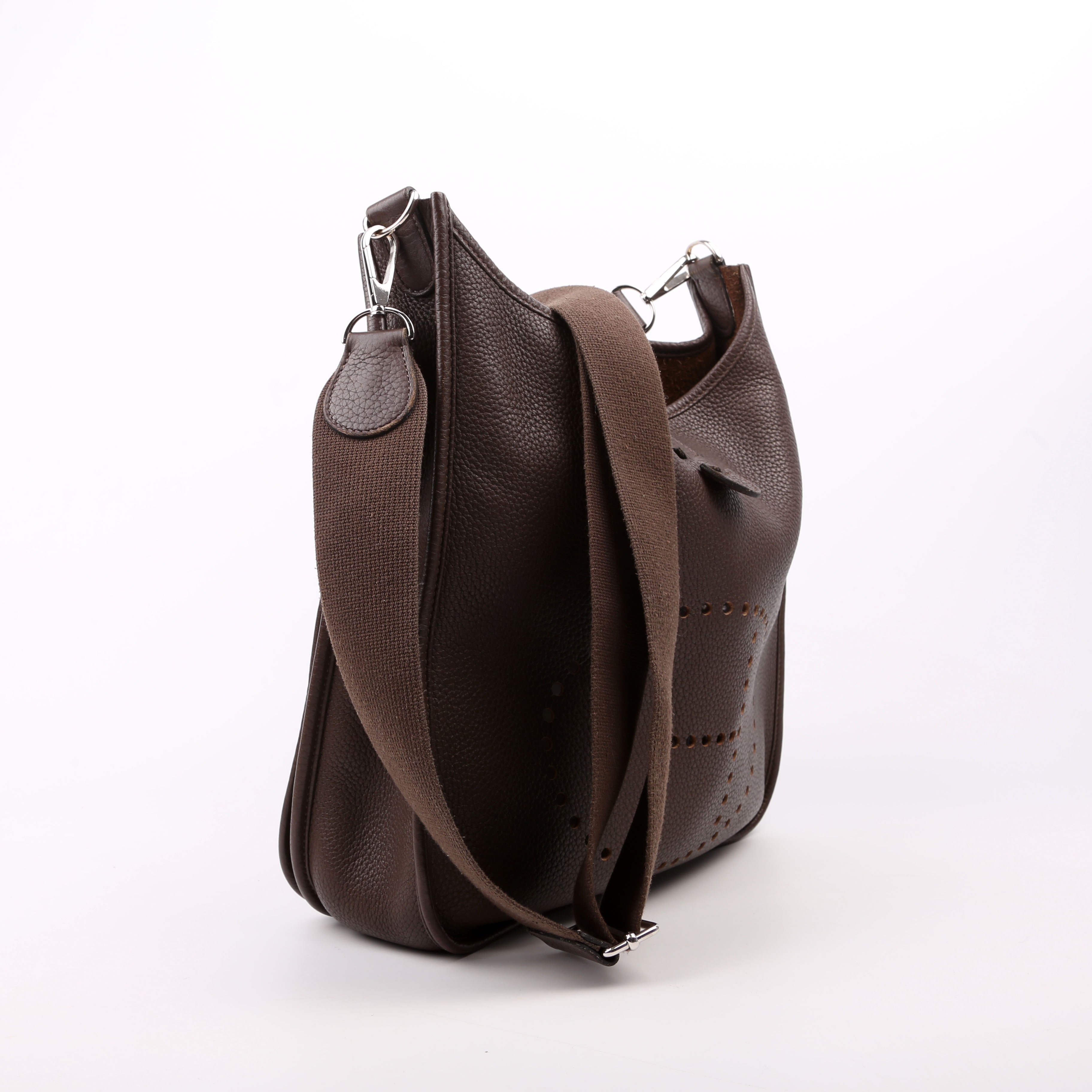 Evelyne III GM Brown