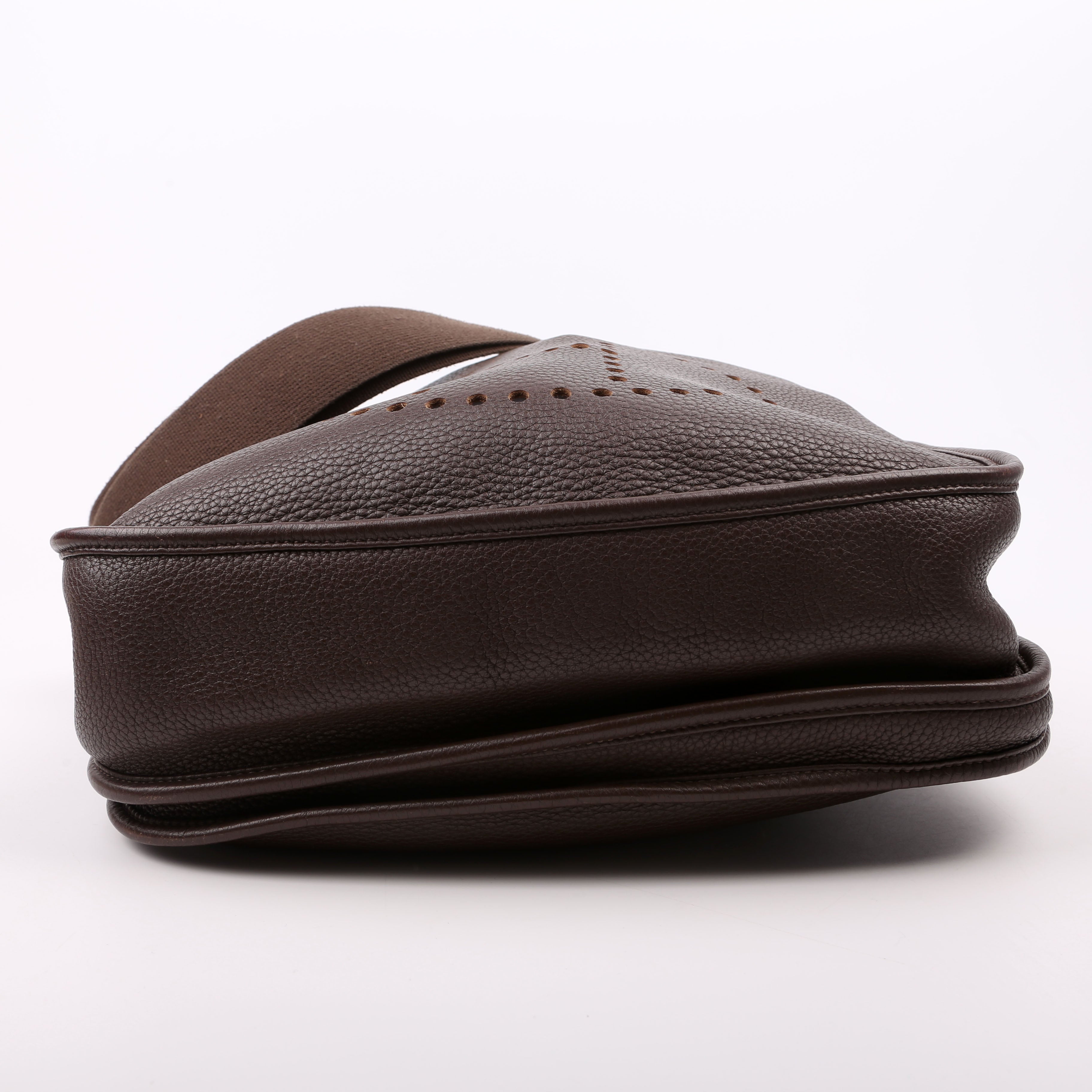 Evelyne III GM Brown