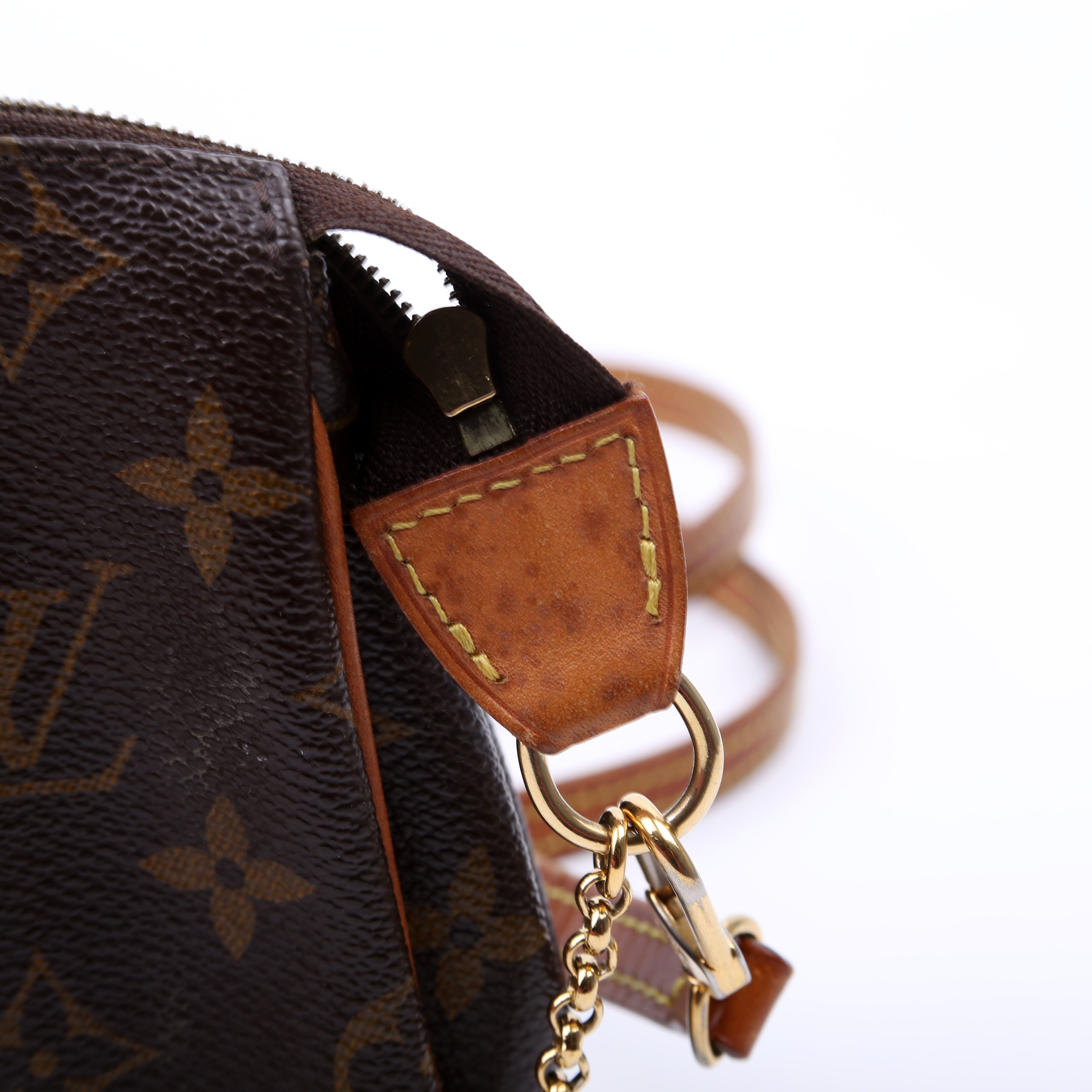 Eva Clutch Monogram