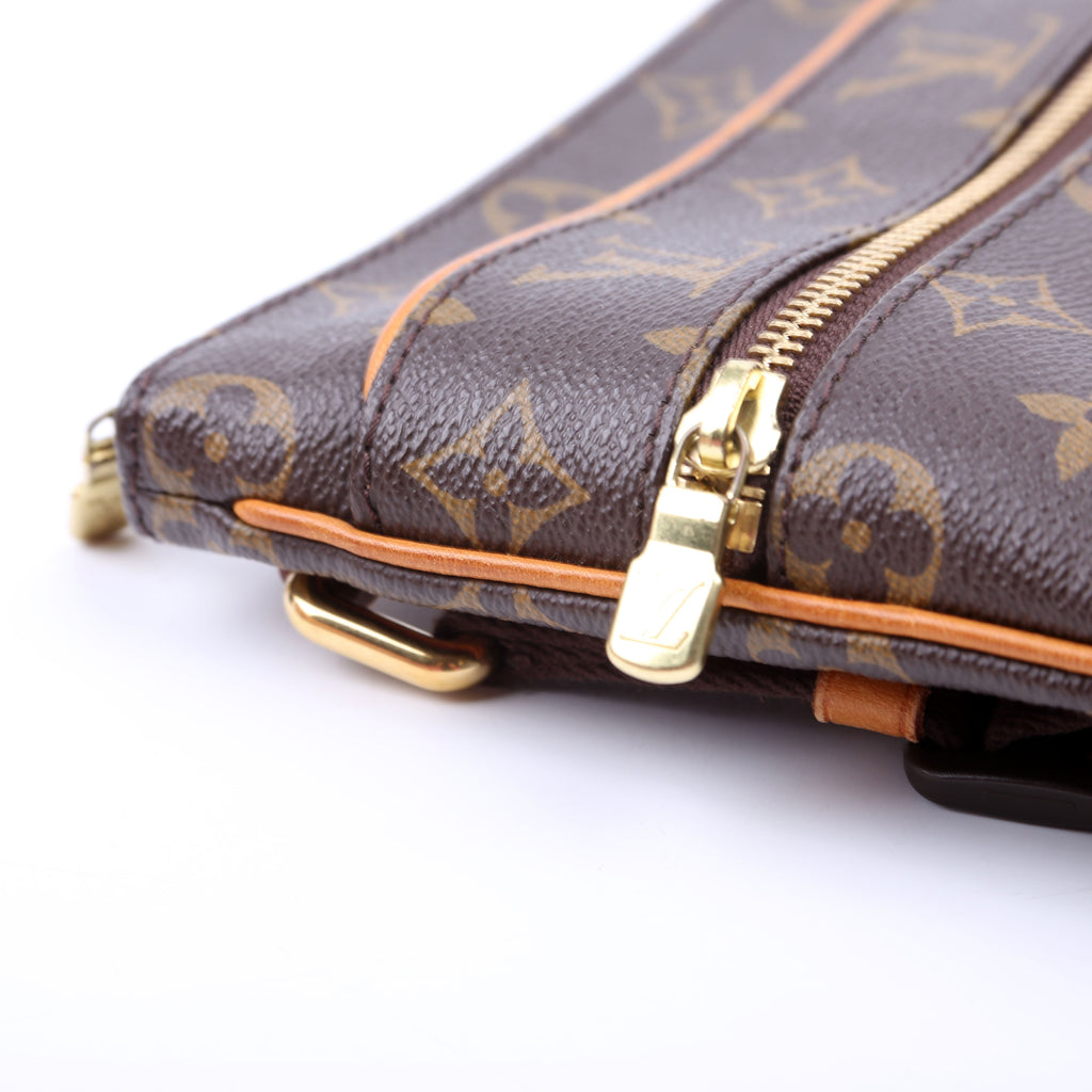 Pochette Valmy Monogram