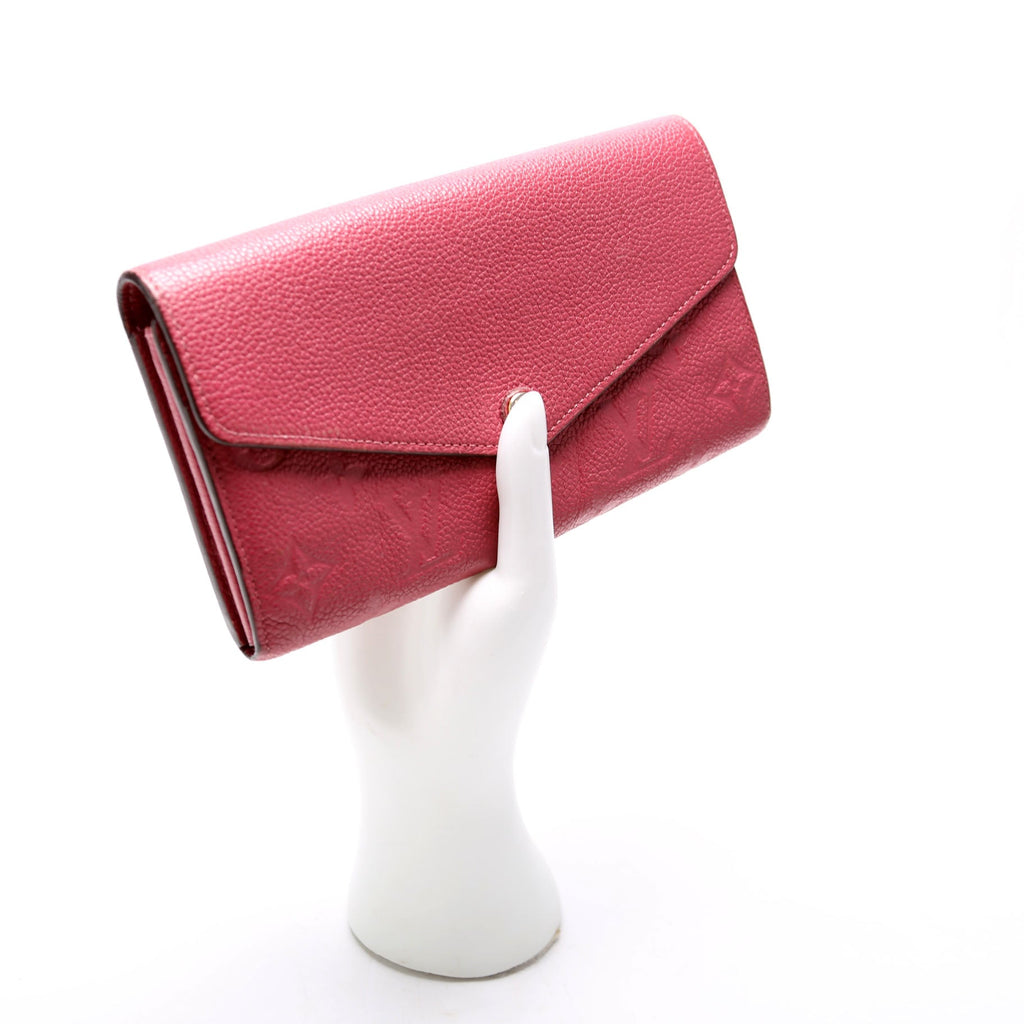 Sarah Wallet Empriente Berry